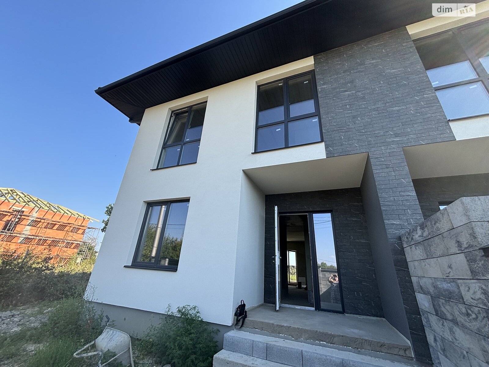 двоповерховий таунхаус, 145 кв. м, цегла. Продаж в Ужгороді, район Садовий фото 1 двоповерховий таунхаус, 145 кв. м, цегла. Продаж в Ужгороді, район Садовий фото 1