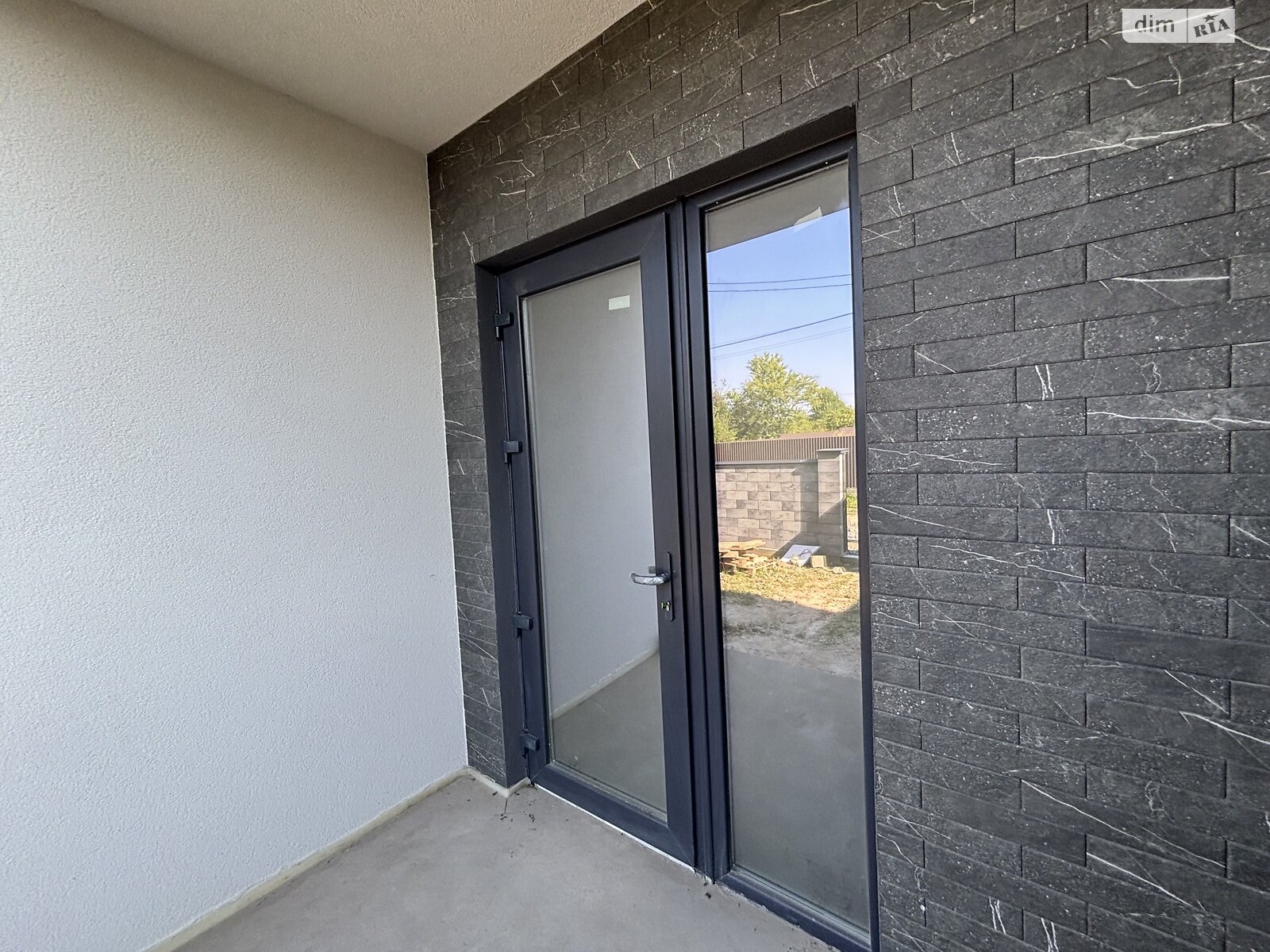 двоповерховий таунхаус, 145 кв. м, цегла. Продаж в Ужгороді, район Садовий фото 1 двоповерховий таунхаус, 145 кв. м, цегла. Продаж в Ужгороді, район Садовий фото 1