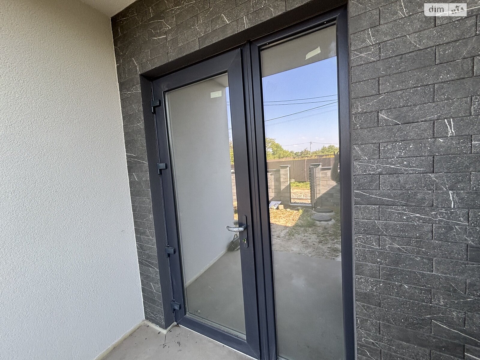 двоповерховий таунхаус, 145 кв. м, цегла. Продаж в Ужгороді, район Садовий фото 1 двоповерховий таунхаус, 145 кв. м, цегла. Продаж в Ужгороді, район Садовий фото 1