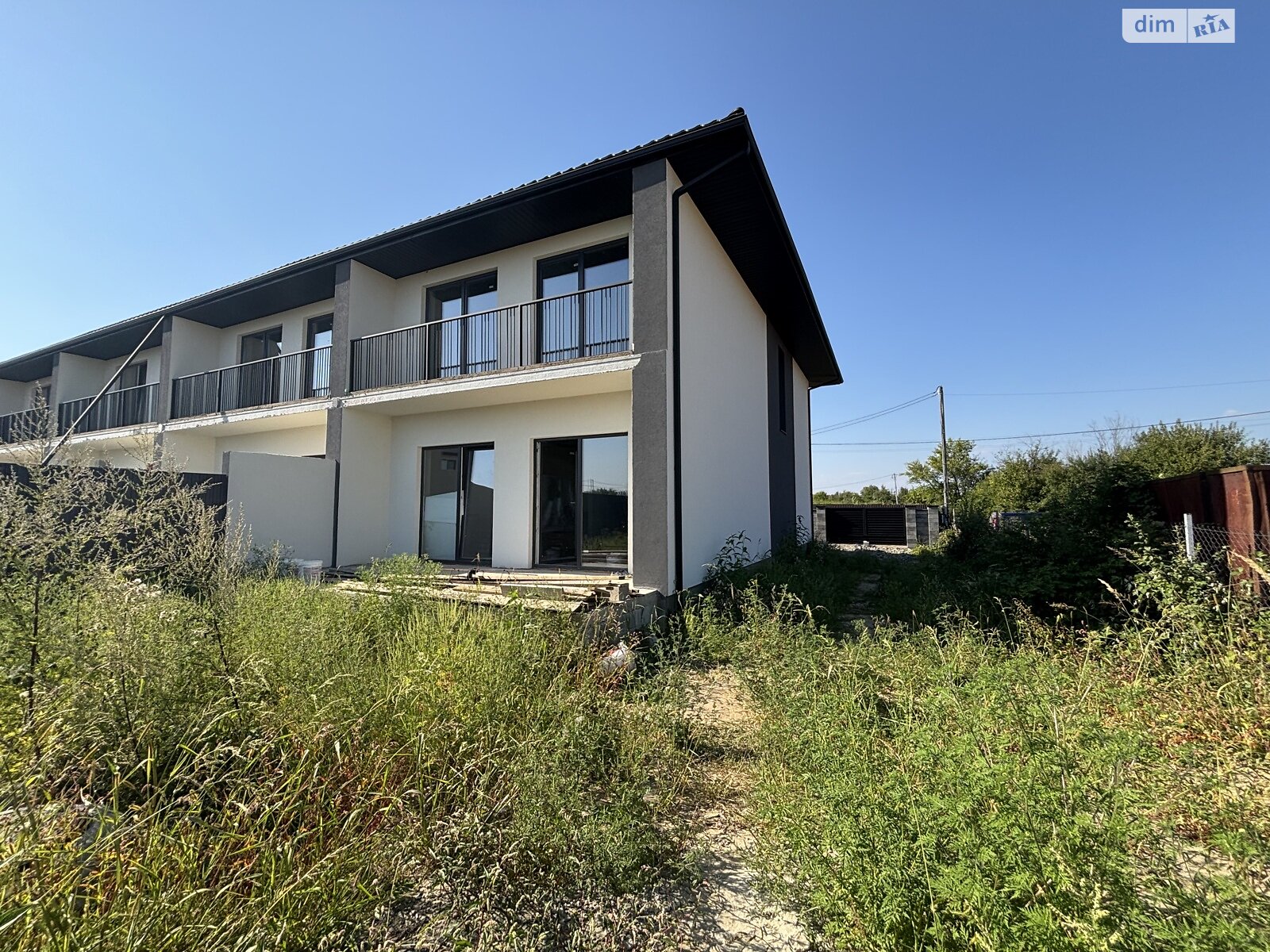 двоповерховий таунхаус, 145 кв. м, цегла. Продаж в Ужгороді, район Садовий фото 1 двоповерховий таунхаус, 145 кв. м, цегла. Продаж в Ужгороді, район Садовий фото 1