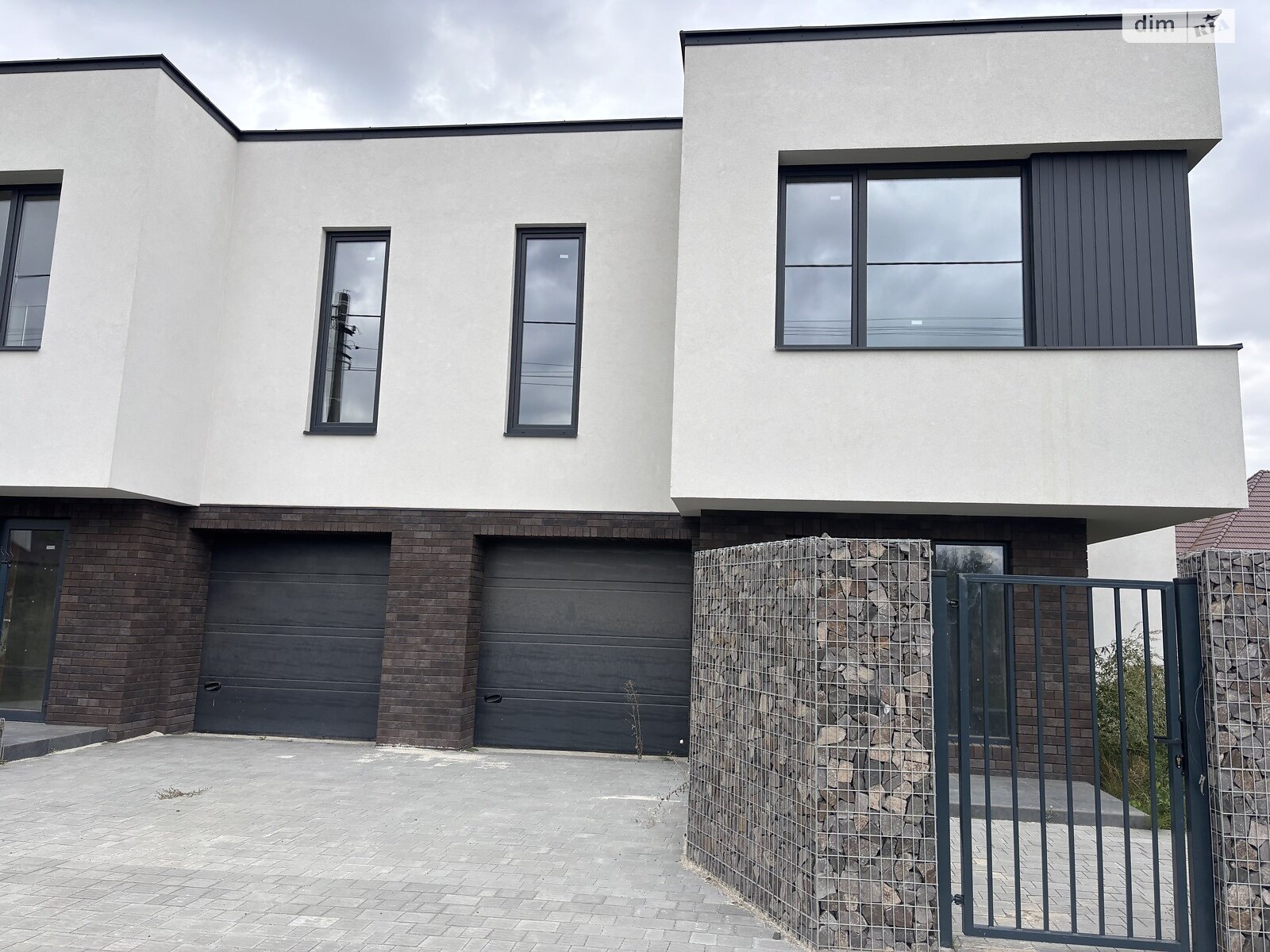 двоповерховий таунхаус, 127.7 кв. м, кирпич. Продаж в Ужгороді, район Садовий фото 1 двоповерховий таунхаус, 127.7 кв. м, кирпич. Продаж в Ужгороді, район Садовий фото 1