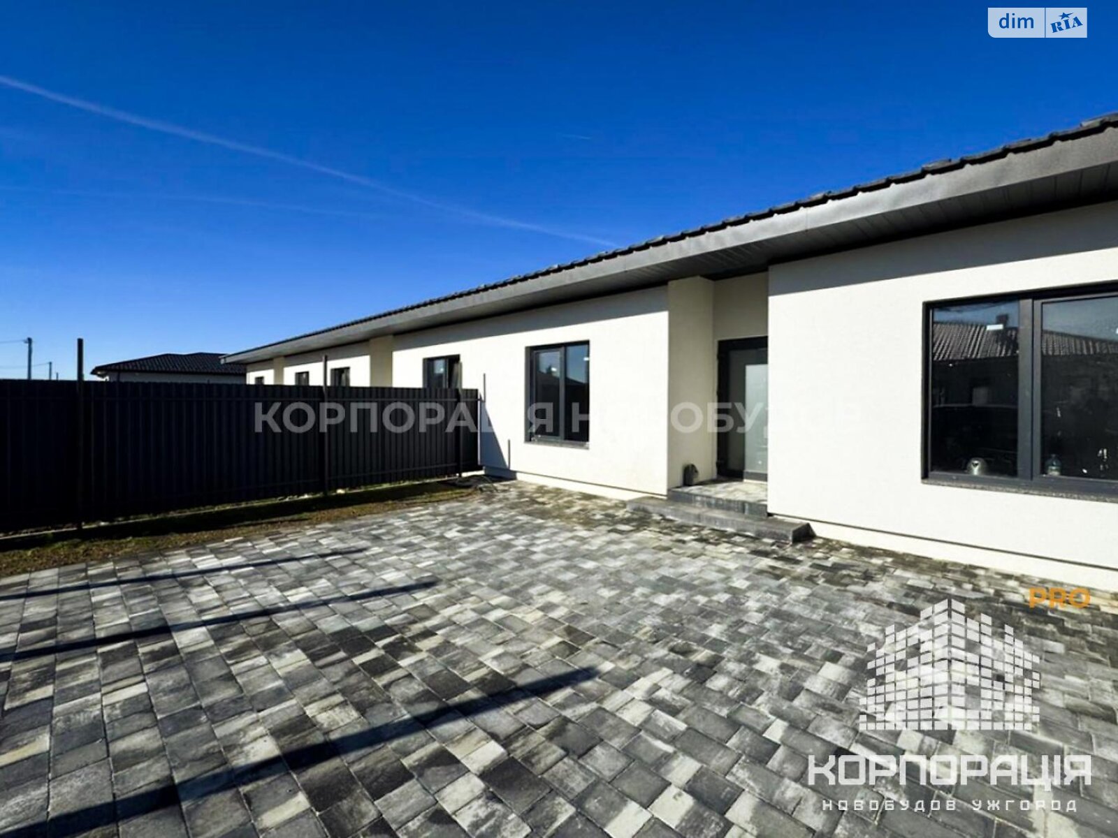 одноэтажный таунхаус, 108 кв. м, кирпич. Продажа в Ужгороде район Садовый фото 1