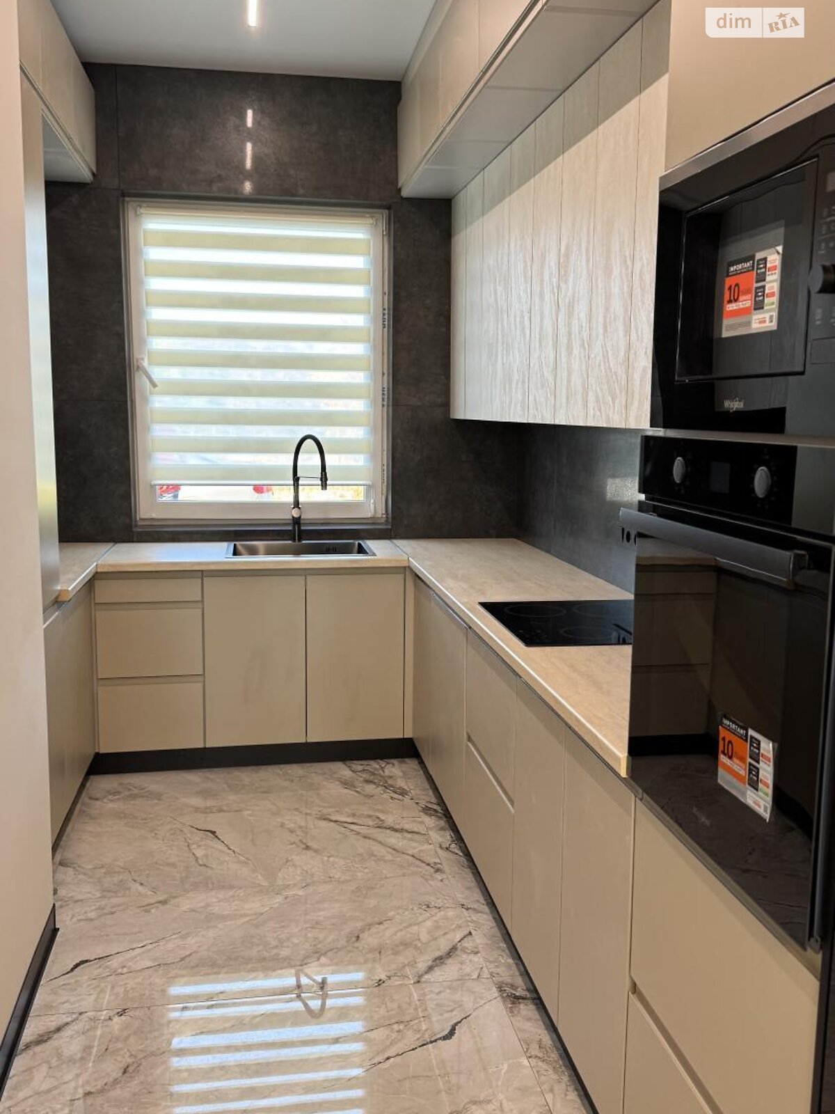 двоповерховий таунхаус, 130 кв. м, кирпич. Продаж в Ужгороді, район Садовий фото 1 двоповерховий таунхаус, 130 кв. м, кирпич. Продаж в Ужгороді, район Садовий фото 1