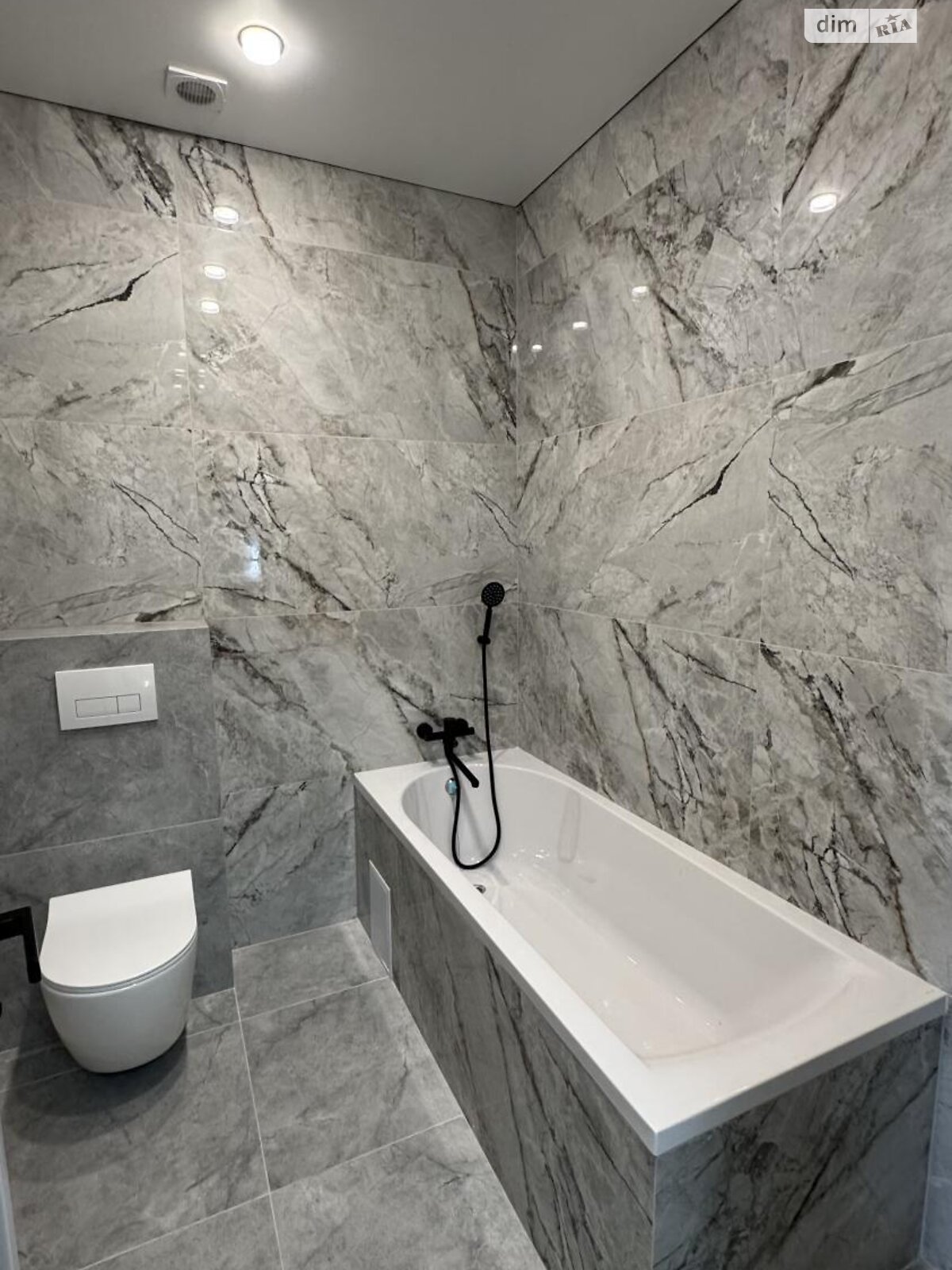 двоповерховий таунхаус, 130 кв. м, кирпич. Продаж в Ужгороді, район Садовий фото 1 двоповерховий таунхаус, 130 кв. м, кирпич. Продаж в Ужгороді, район Садовий фото 1