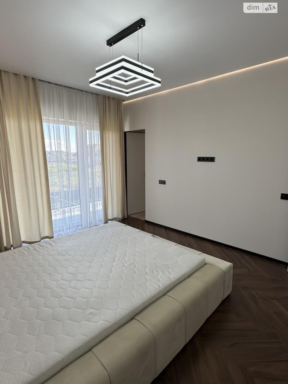 двоповерховий таунхаус, 130 кв. м, кирпич. Продаж в Ужгороді, район Садовий фото 1 двоповерховий таунхаус, 130 кв. м, кирпич. Продаж в Ужгороді, район Садовий фото 1