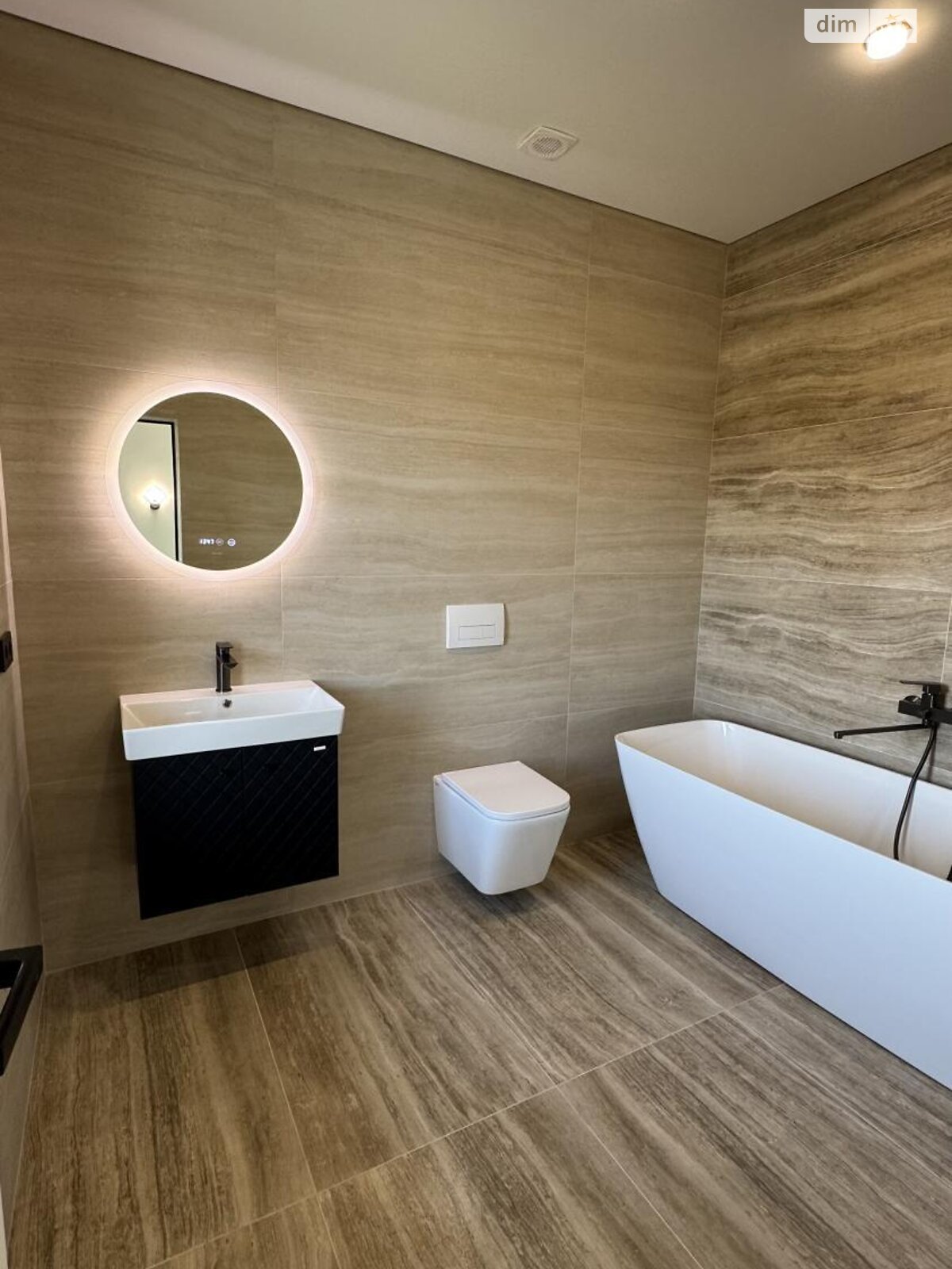 двоповерховий таунхаус, 130 кв. м, кирпич. Продаж в Ужгороді, район Садовий фото 1 двоповерховий таунхаус, 130 кв. м, кирпич. Продаж в Ужгороді, район Садовий фото 1