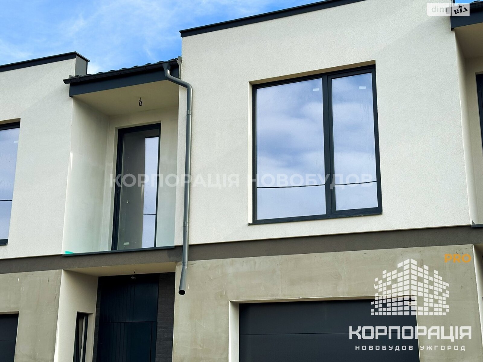 двухэтажный таунхаус, 124 кв. м, кирпич. Продажа в Ужгороде район Садовый фото 1 двухэтажный таунхаус, 124 кв. м, кирпич. Продажа в Ужгороде район Садовый фото 1