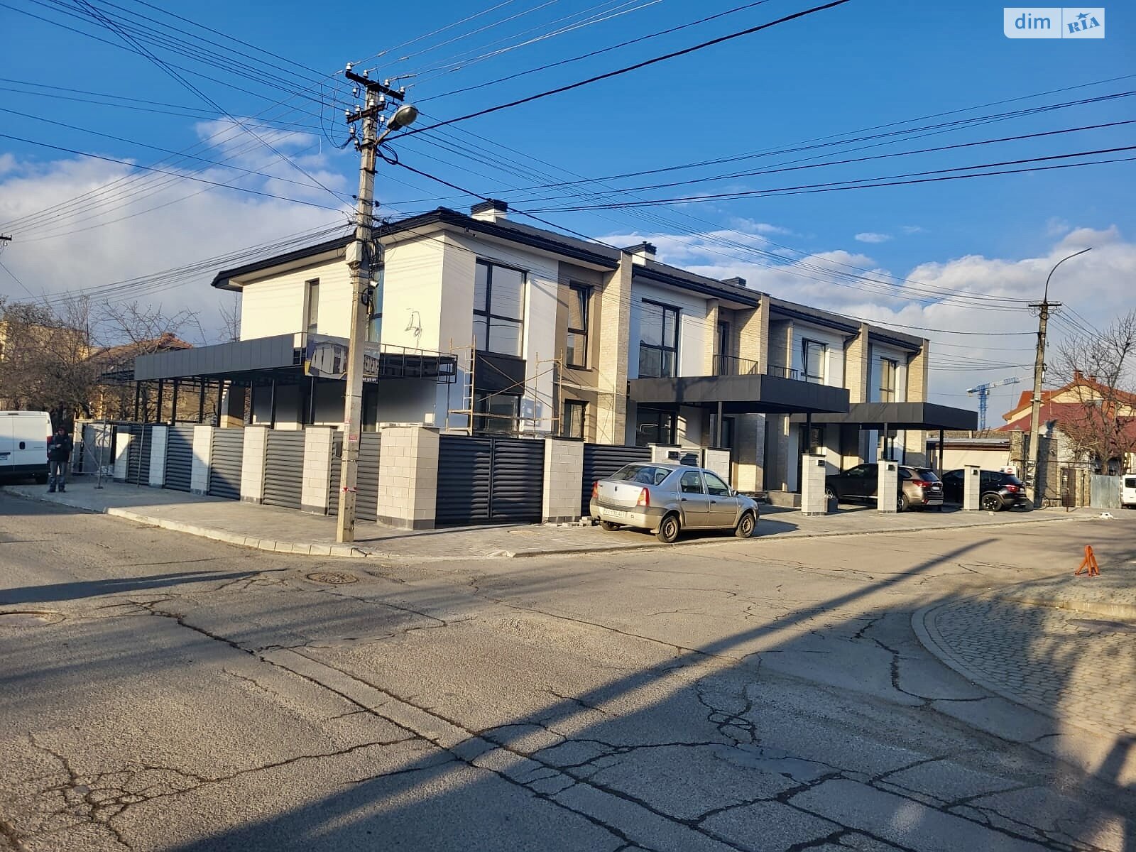 двоповерховий таунхаус, 145 кв. м, цегла. Продаж в Ужгороді, район Свепомоц фото 1 двоповерховий таунхаус, 145 кв. м, цегла. Продаж в Ужгороді, район Свепомоц фото 1