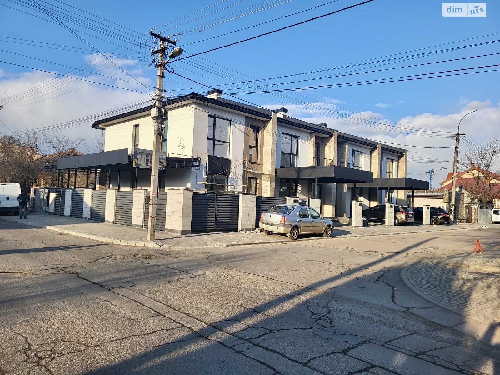 двоповерховий таунхаус, 145 кв. м, цегла. Продаж в Ужгороді, район Свепомоц фото 1 двоповерховий таунхаус, 145 кв. м, цегла. Продаж в Ужгороді, район Свепомоц фото 1