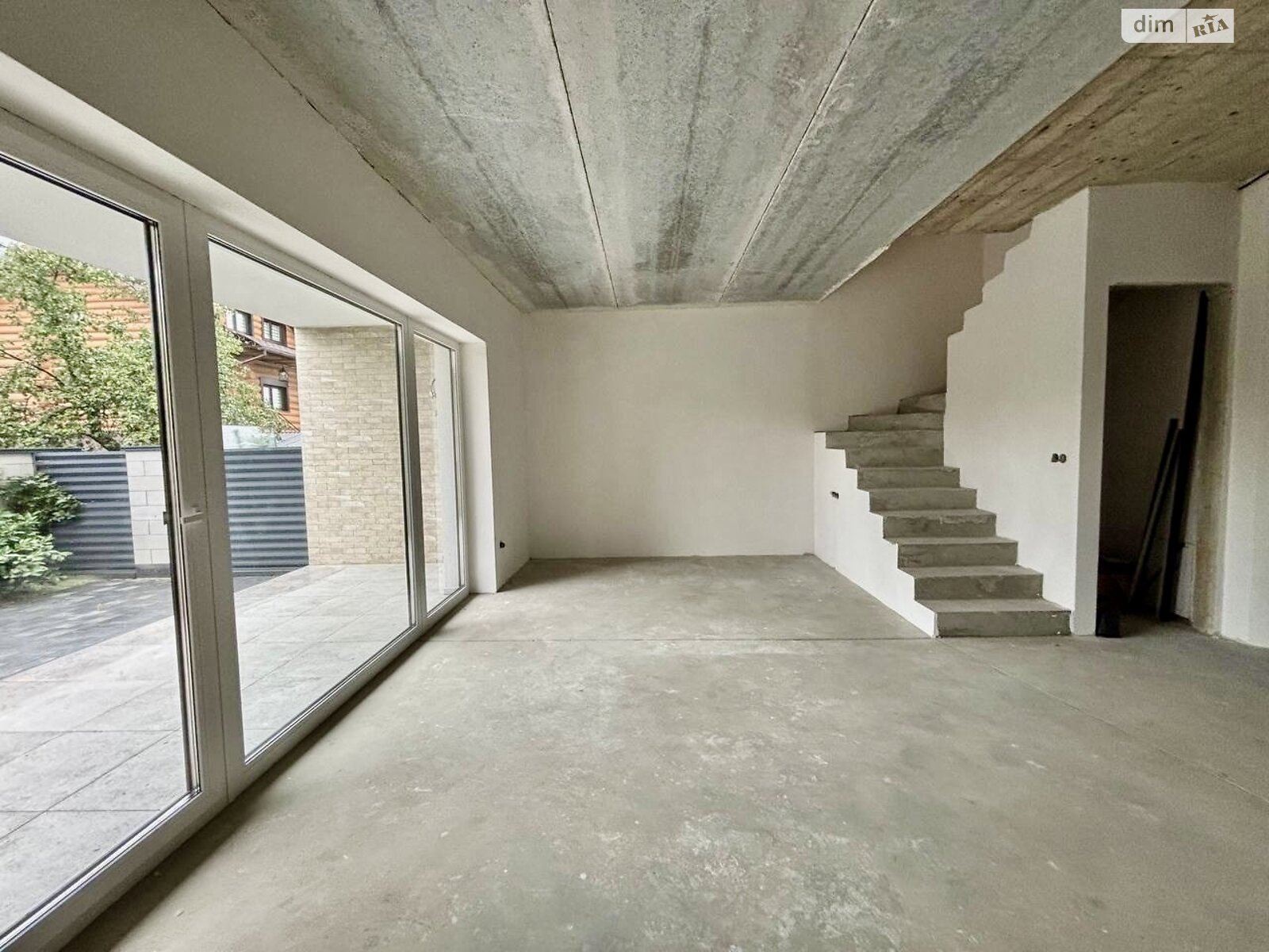 двоповерховий таунхаус, 145 кв. м, цегла. Продаж в Ужгороді, район Свепомоц фото 1 двоповерховий таунхаус, 145 кв. м, цегла. Продаж в Ужгороді, район Свепомоц фото 1