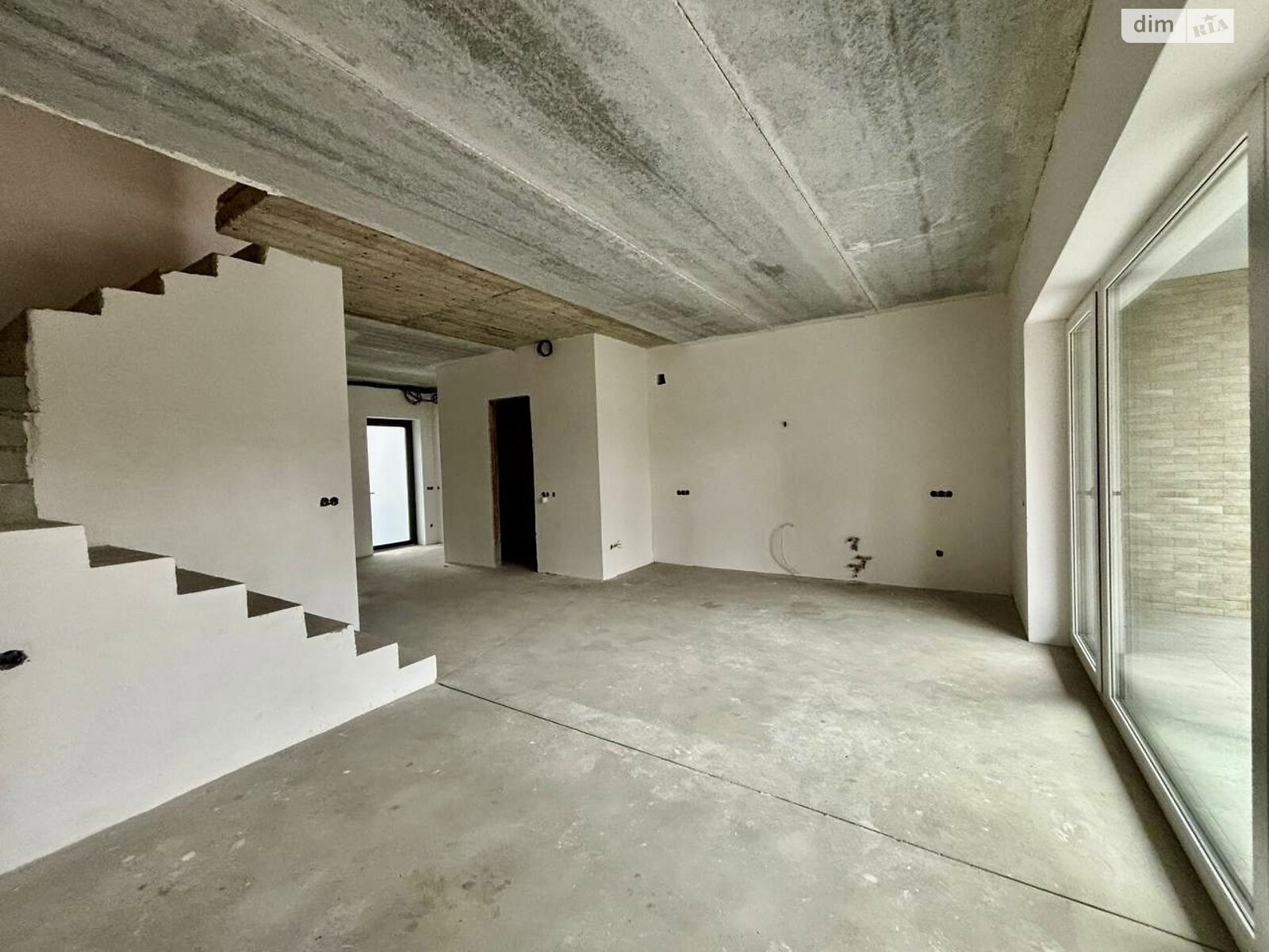 двоповерховий таунхаус, 145 кв. м, цегла. Продаж в Ужгороді, район Свепомоц фото 1 двоповерховий таунхаус, 145 кв. м, цегла. Продаж в Ужгороді, район Свепомоц фото 1