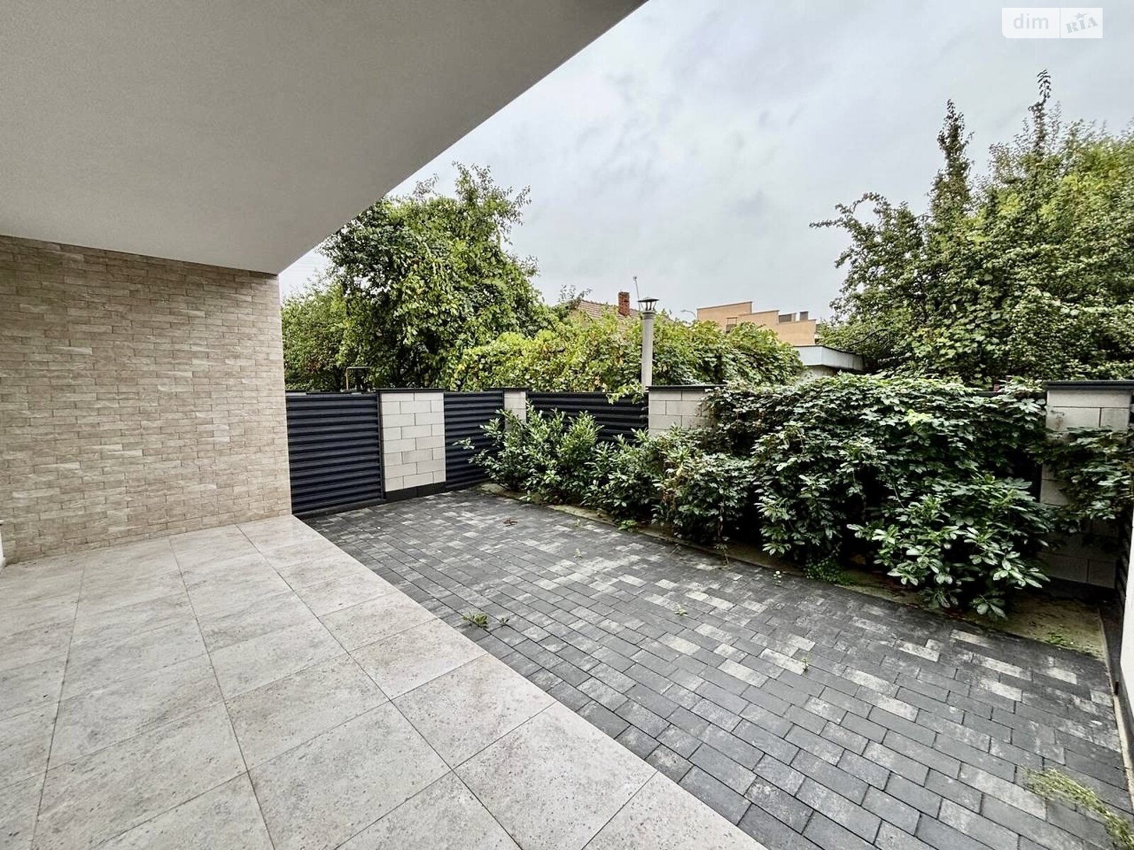 двоповерховий таунхаус, 145 кв. м, цегла. Продаж в Ужгороді, район Свепомоц фото 1 двоповерховий таунхаус, 145 кв. м, цегла. Продаж в Ужгороді, район Свепомоц фото 1