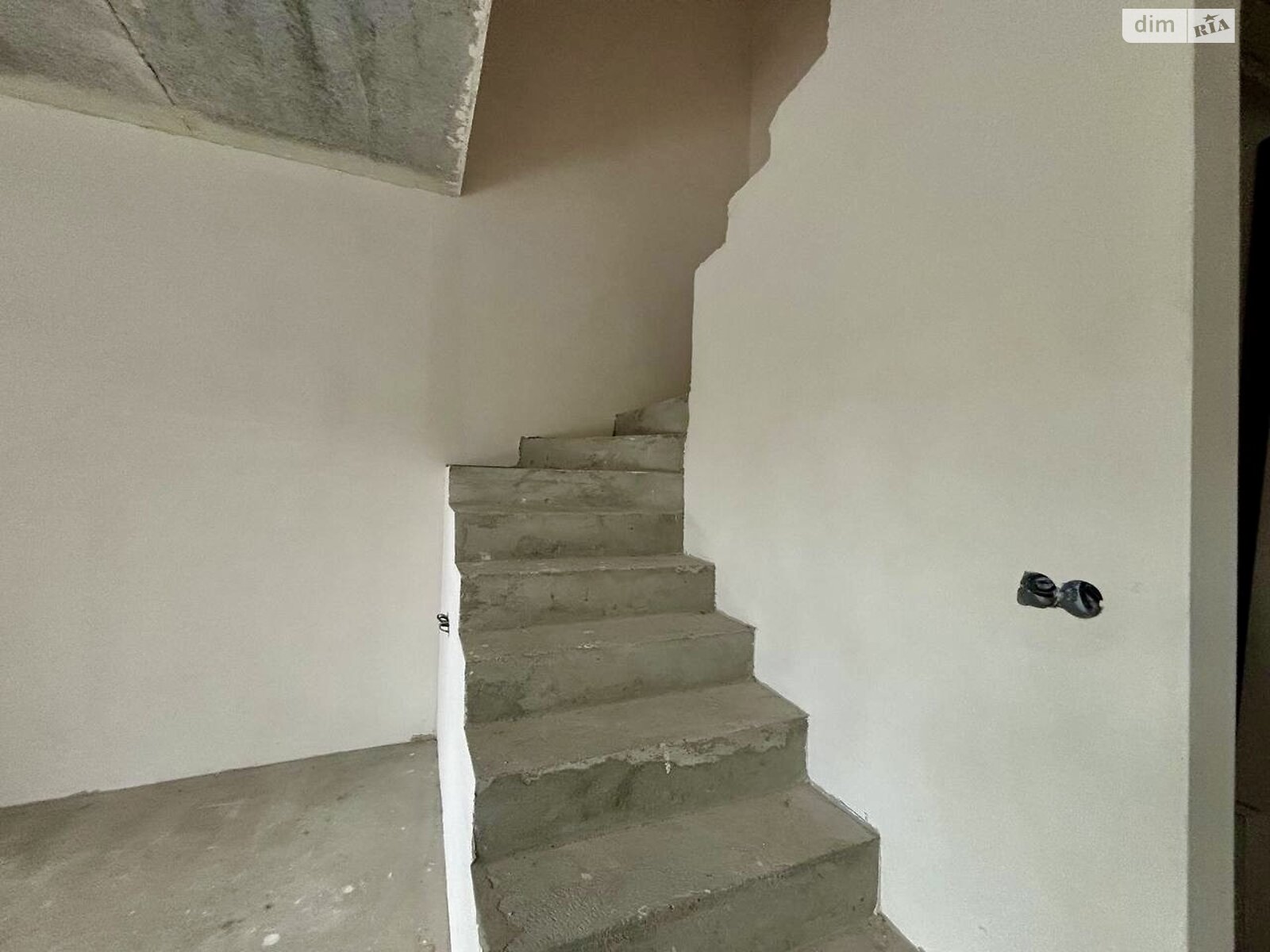 двоповерховий таунхаус, 145 кв. м, цегла. Продаж в Ужгороді, район Свепомоц фото 1 двоповерховий таунхаус, 145 кв. м, цегла. Продаж в Ужгороді, район Свепомоц фото 1