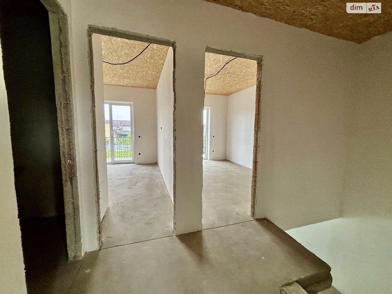 двоповерховий таунхаус, 145 кв. м, цегла. Продаж в Ужгороді, район Свепомоц фото 1 двоповерховий таунхаус, 145 кв. м, цегла. Продаж в Ужгороді, район Свепомоц фото 1