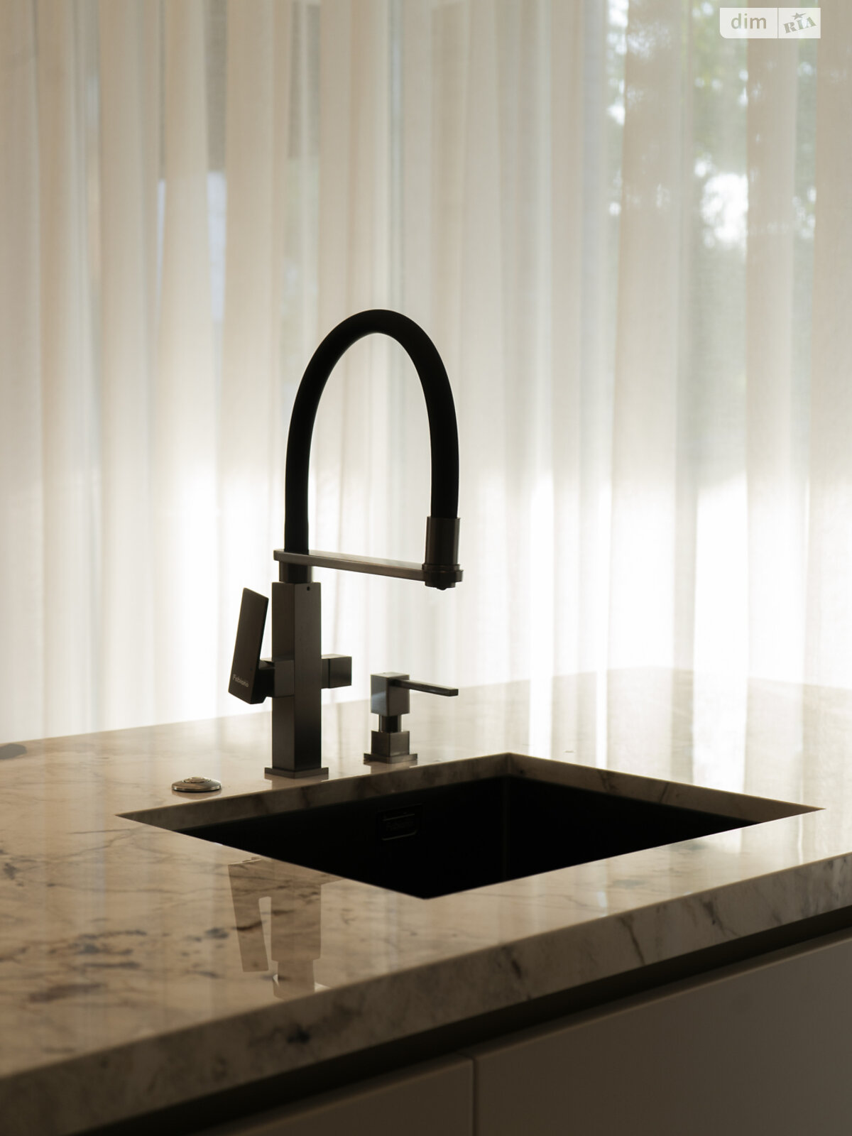 двухэтажный таунхаус, 117 кв. м, керамический блок. Продажа в Ужгороде район Свепомоц фото 1