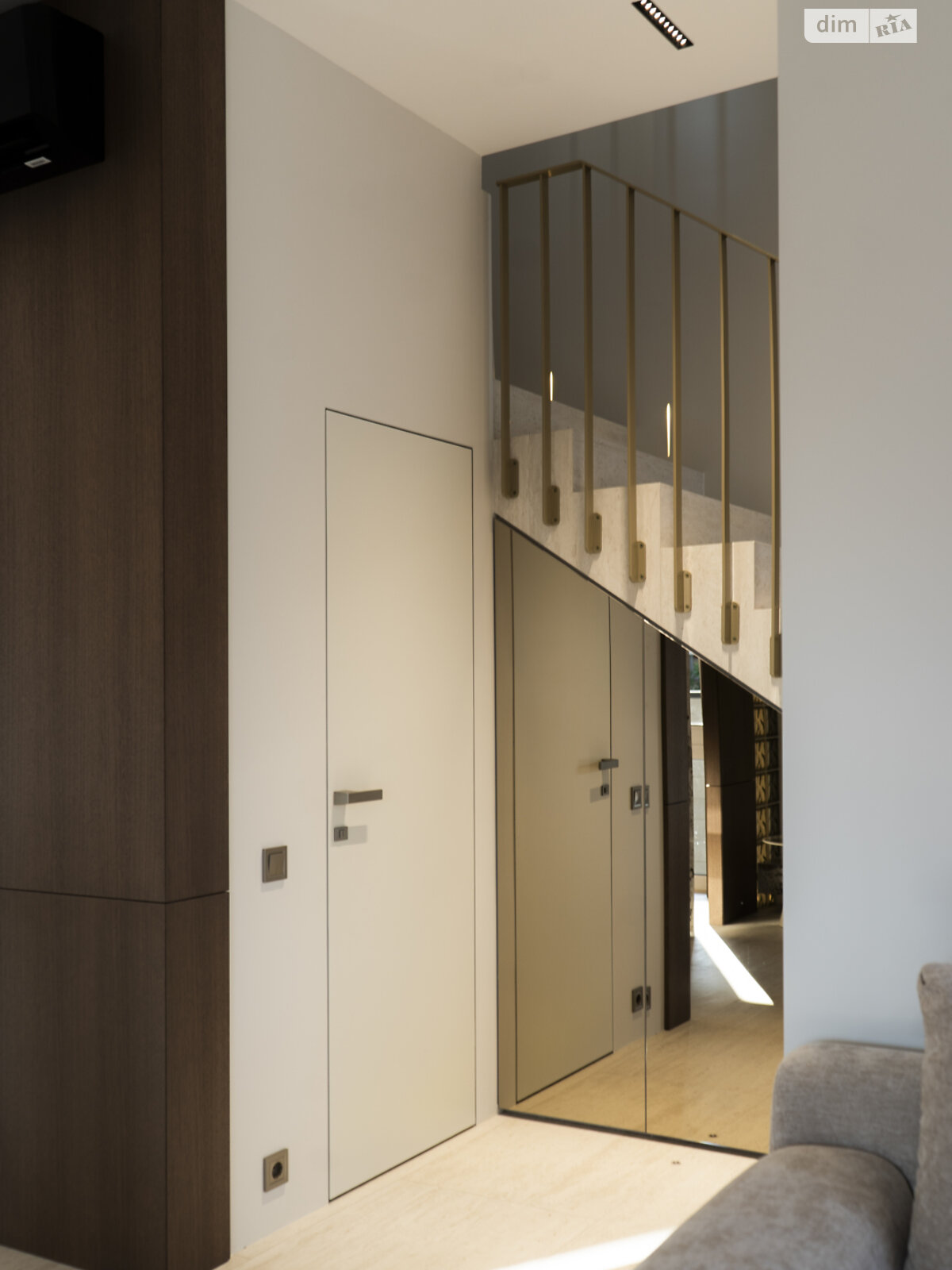 двухэтажный таунхаус, 117 кв. м, керамический блок. Продажа в Ужгороде район Свепомоц фото 1