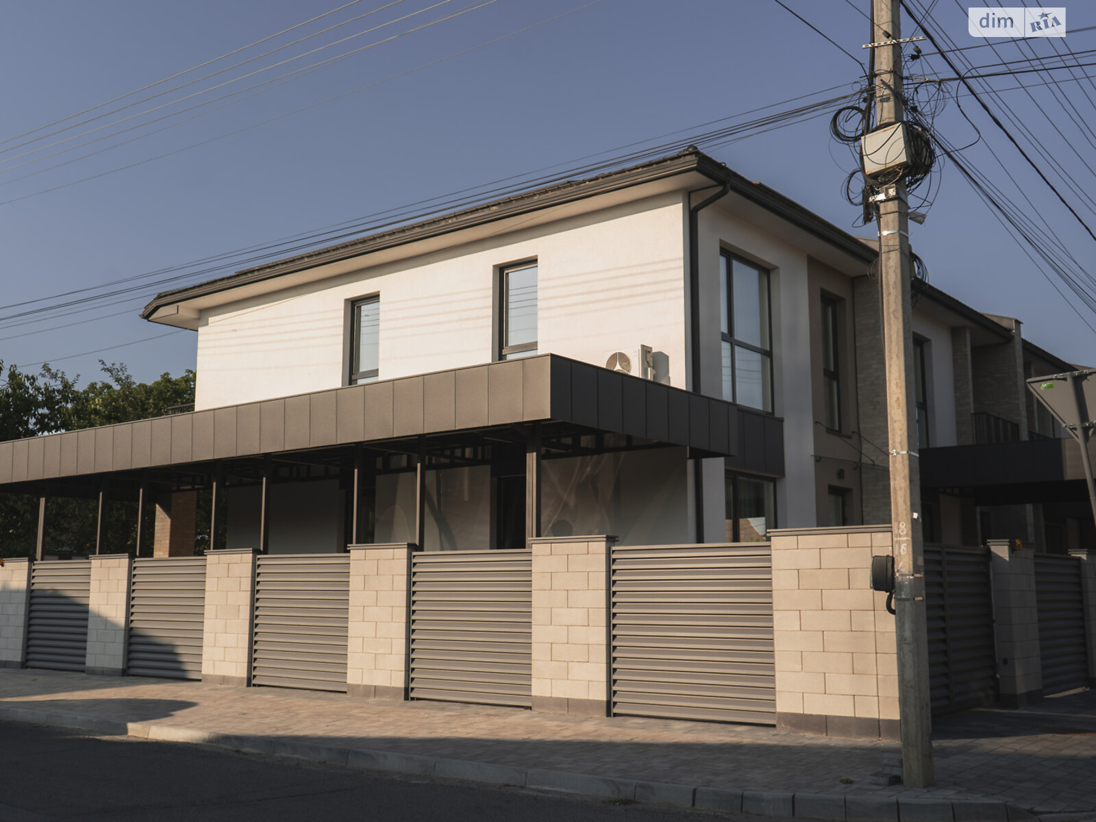 двухэтажный таунхаус, 117 кв. м, керамический блок. Продажа в Ужгороде район Свепомоц фото 1