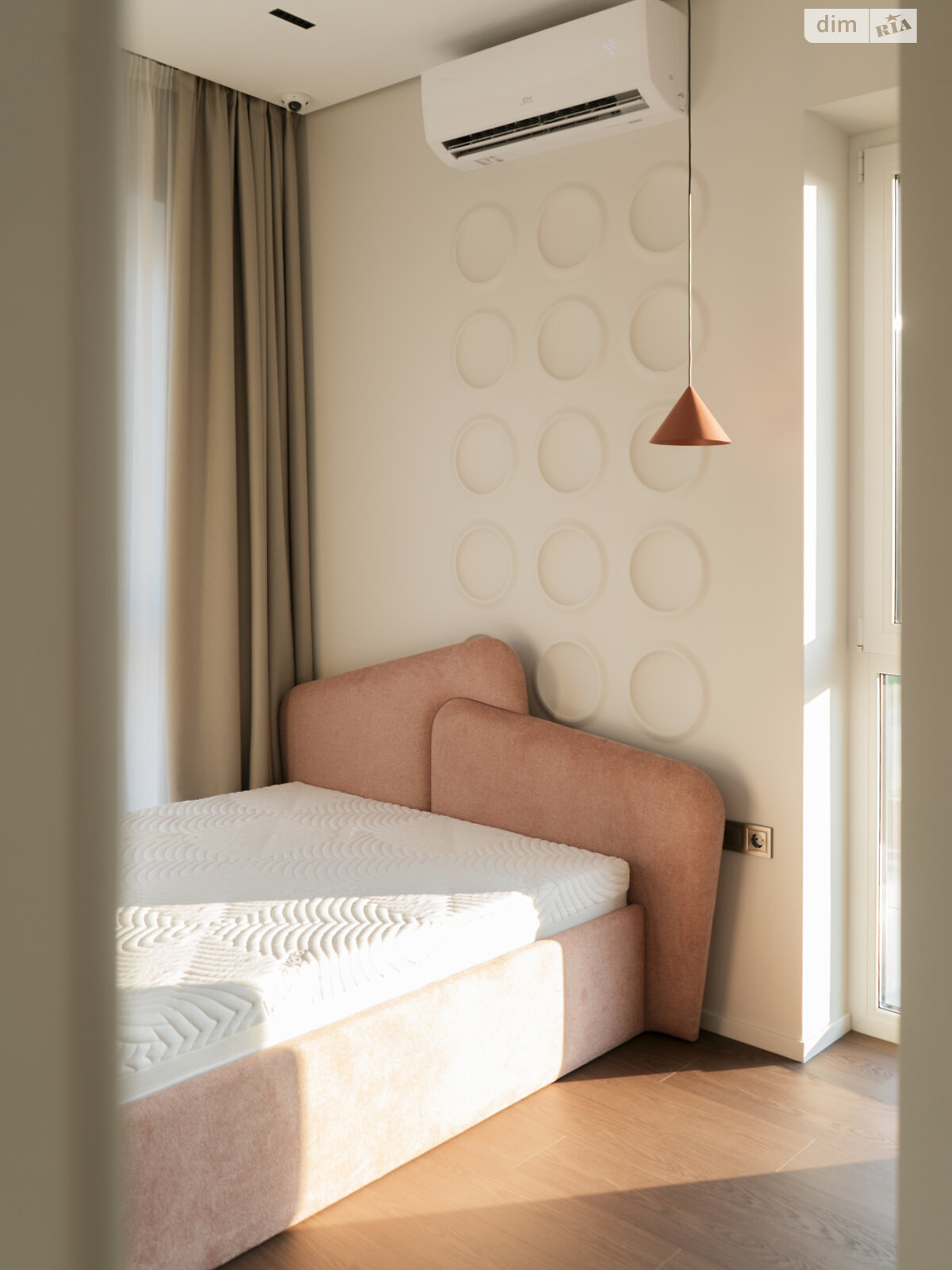 двухэтажный таунхаус, 117 кв. м, керамический блок. Продажа в Ужгороде район Свепомоц фото 1