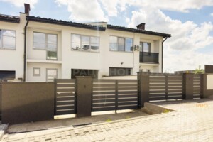 двухэтажный таунхаус, 178 кв. м, кирпич. Продажа в Ужгороде район Центр фото 2
