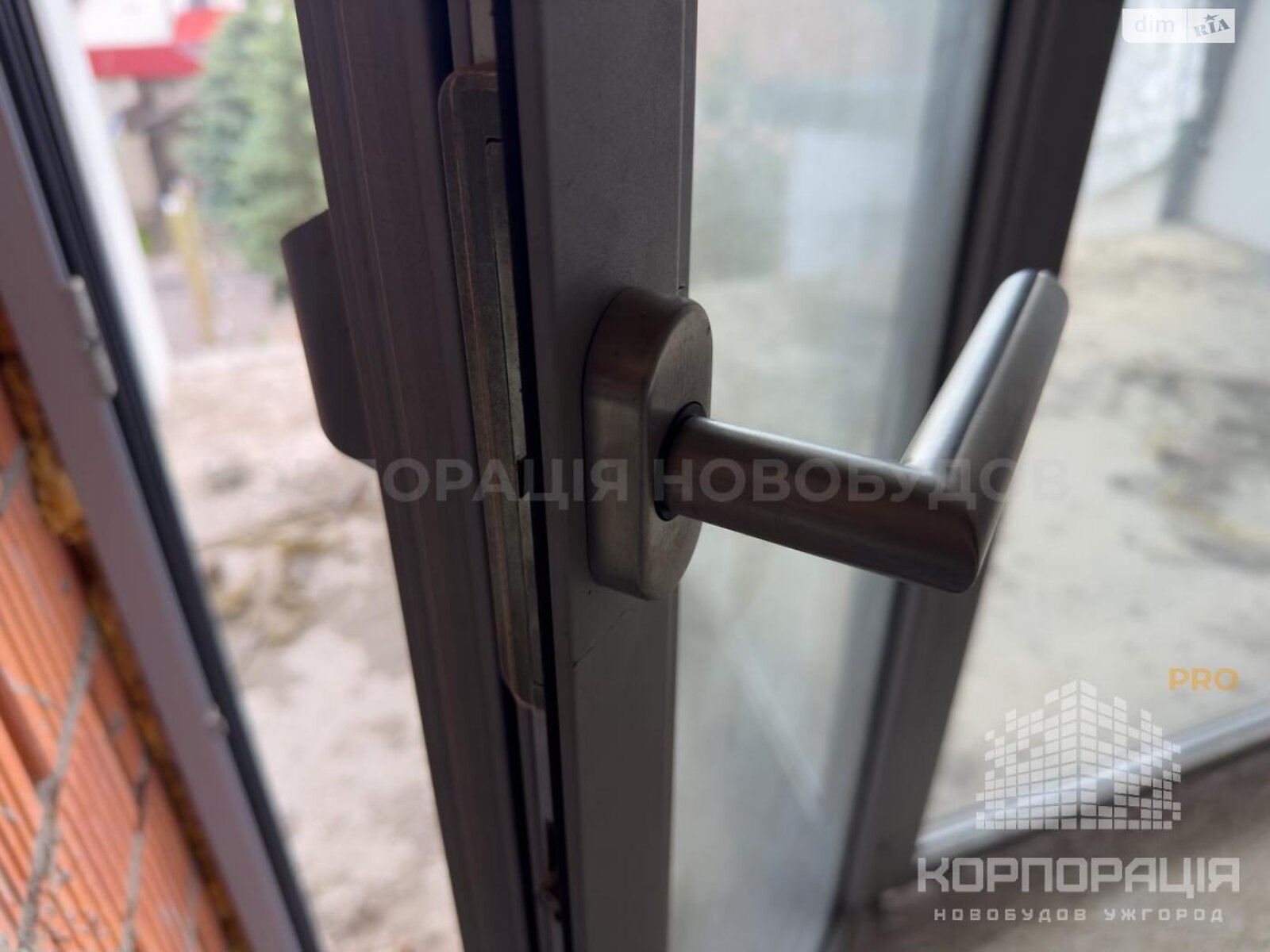 двухэтажный таунхаус, 178 кв. м, кирпич. Продажа в Ужгороде район Центр фото 1 двухэтажный таунхаус, 178 кв. м, кирпич. Продажа в Ужгороде район Центр фото 1