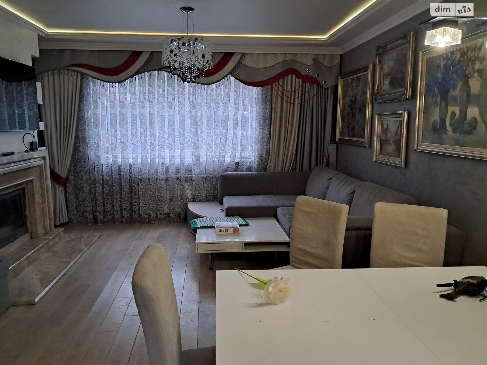 двухэтажный таунхаус, 181.6 кв. м, кирпич. Продажа в Ужгороде район Центр фото 1 двухэтажный таунхаус, 181.6 кв. м, кирпич. Продажа в Ужгороде район Центр фото 1