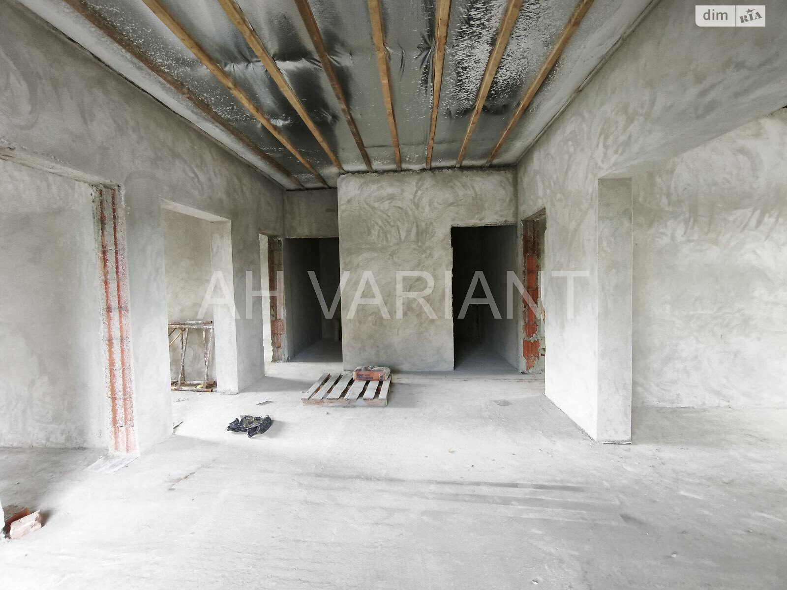 одноэтажный таунхаус, 105 кв. м, кирпич. Продажа в Ужгороде фото 1 одноэтажный таунхаус, 105 кв. м, кирпич. Продажа в Ужгороде фото 1