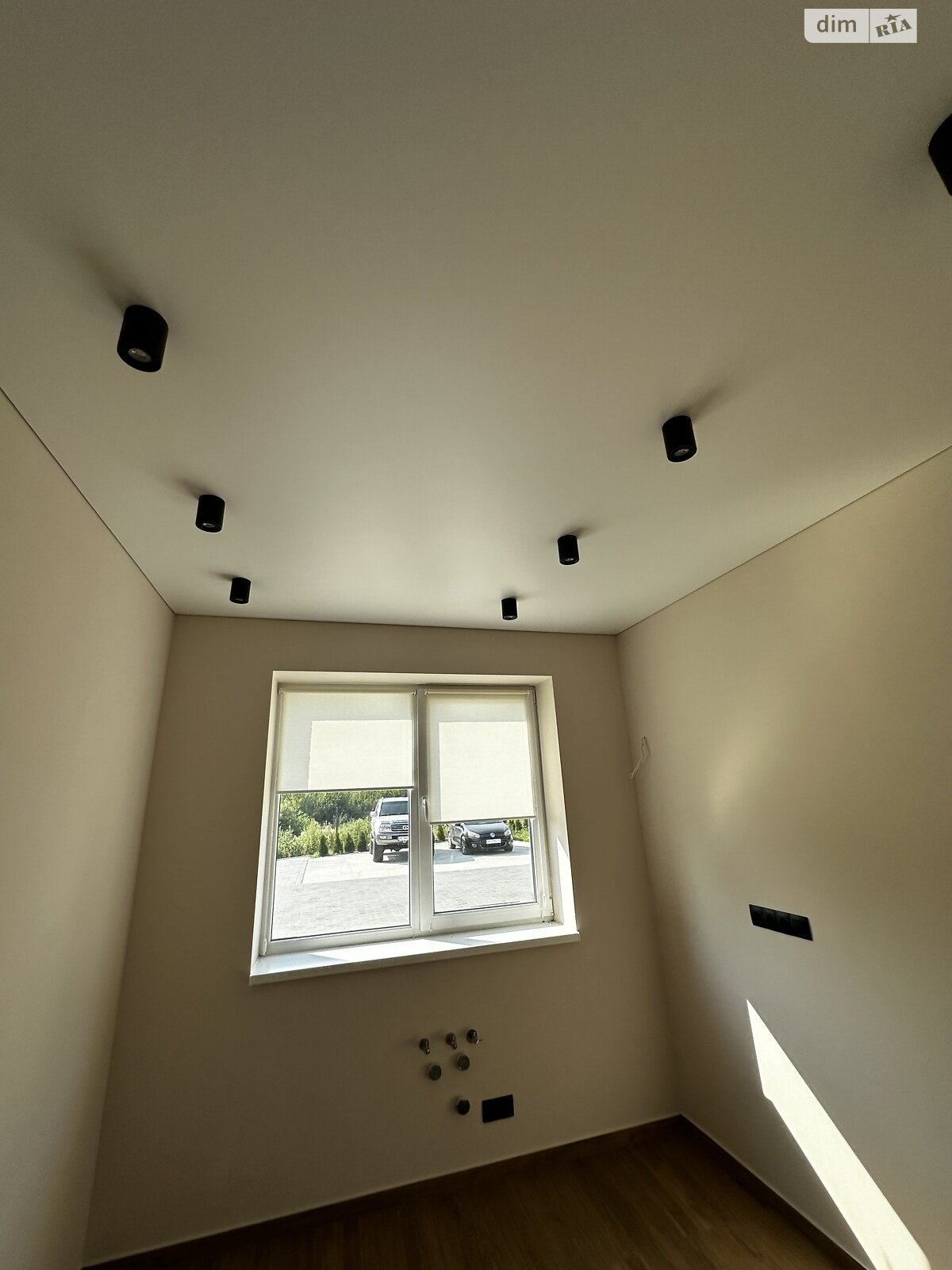 двоповерховий таунхаус, 100 кв. м, цегла. Продаж у Ужгороді фото 1 двоповерховий таунхаус, 100 кв. м, цегла. Продаж у Ужгороді фото 1