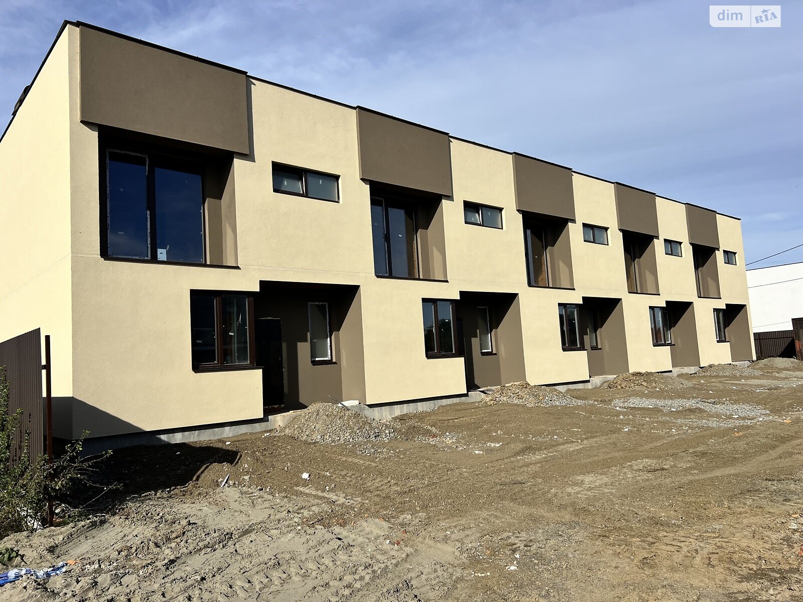 двоповерховий таунхаус, 108 кв. м, цегла. Продаж у Ужгороді фото 1