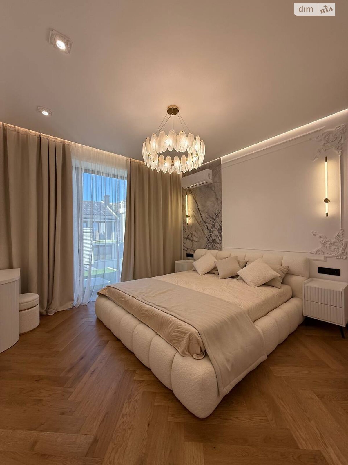 двоповерховий таунхаус, 150 кв. м, цегла. Продаж у Ужгороді фото 1 двоповерховий таунхаус, 150 кв. м, цегла. Продаж у Ужгороді фото 1