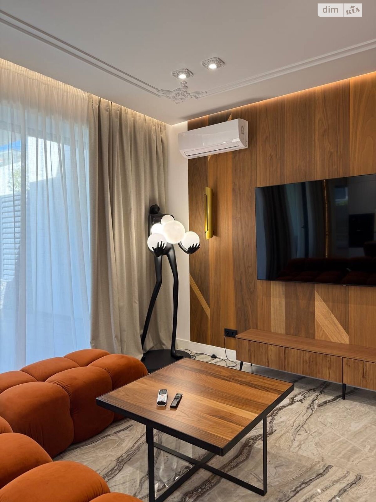 двоповерховий таунхаус, 150 кв. м, цегла. Продаж у Ужгороді фото 1 двоповерховий таунхаус, 150 кв. м, цегла. Продаж у Ужгороді фото 1