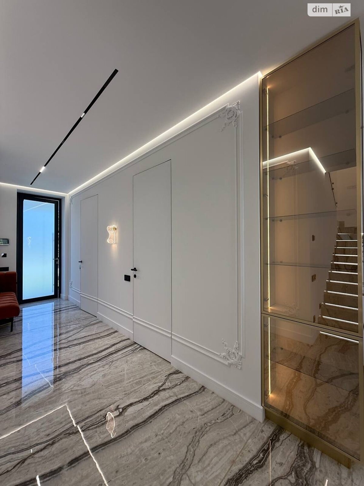 двоповерховий таунхаус, 150 кв. м, цегла. Продаж у Ужгороді фото 1 двоповерховий таунхаус, 150 кв. м, цегла. Продаж у Ужгороді фото 1