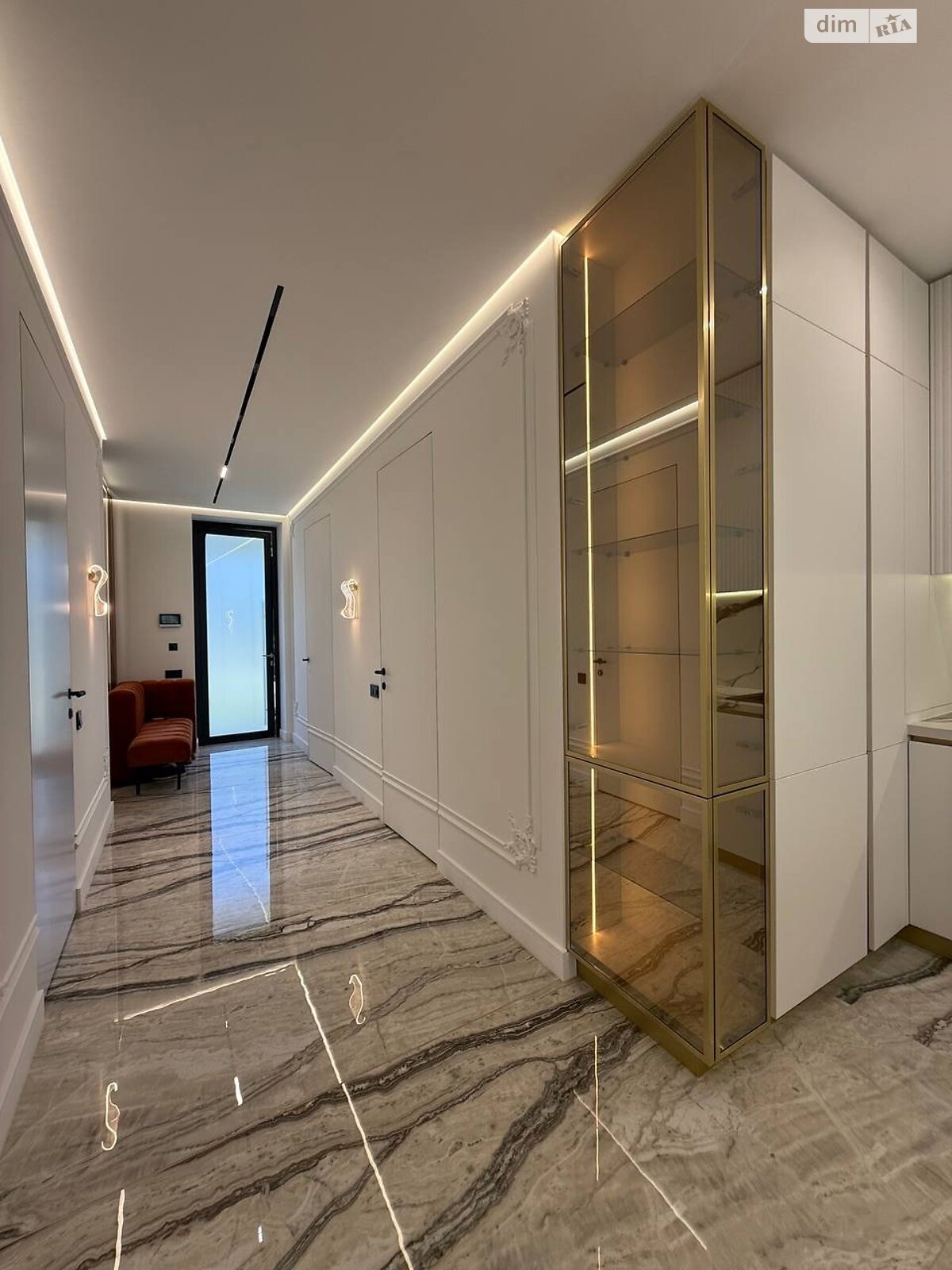 двоповерховий таунхаус, 150 кв. м, цегла. Продаж у Ужгороді фото 1 двоповерховий таунхаус, 150 кв. м, цегла. Продаж у Ужгороді фото 1