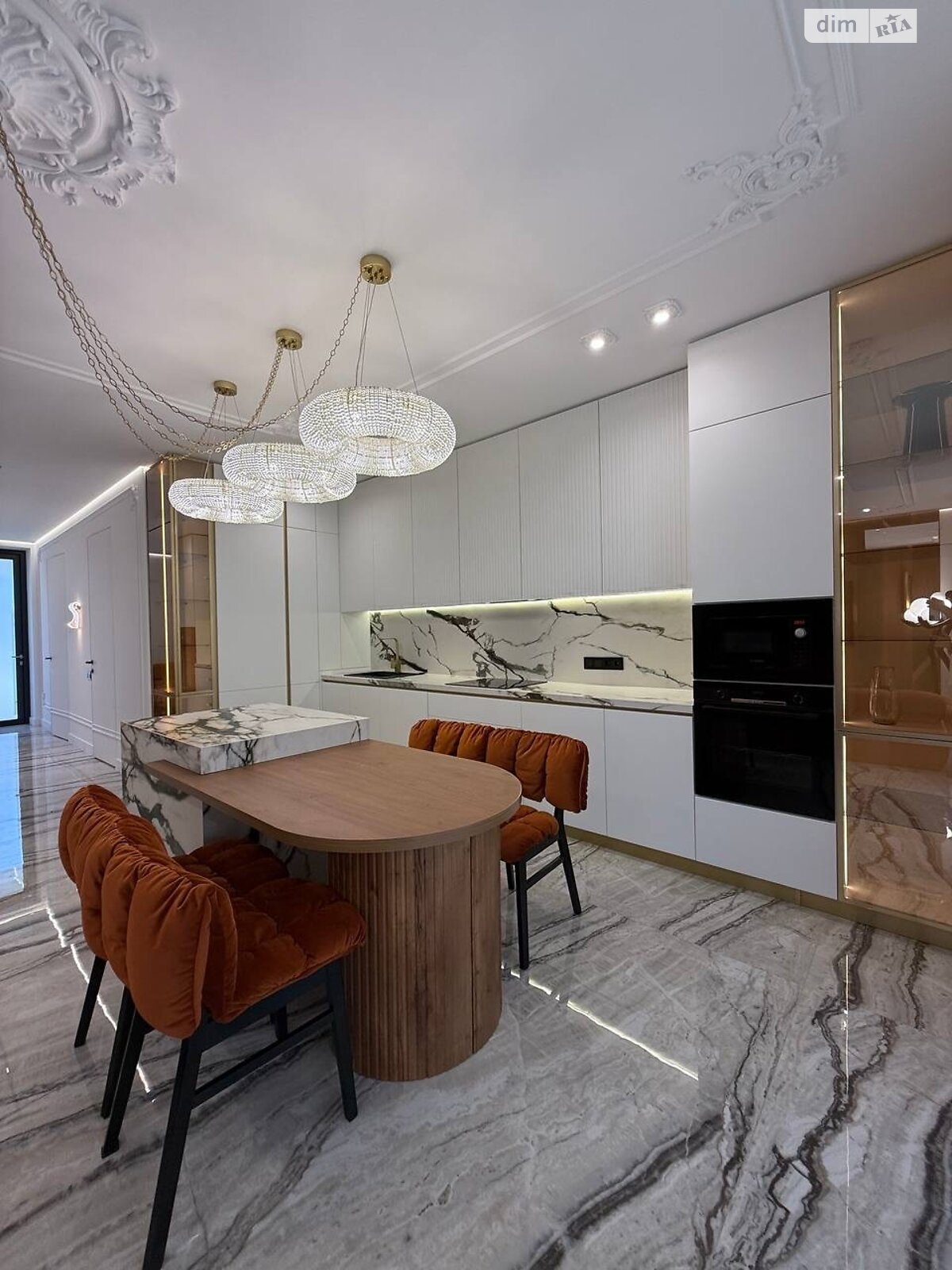 двоповерховий таунхаус, 150 кв. м, цегла. Продаж у Ужгороді фото 1 двоповерховий таунхаус, 150 кв. м, цегла. Продаж у Ужгороді фото 1