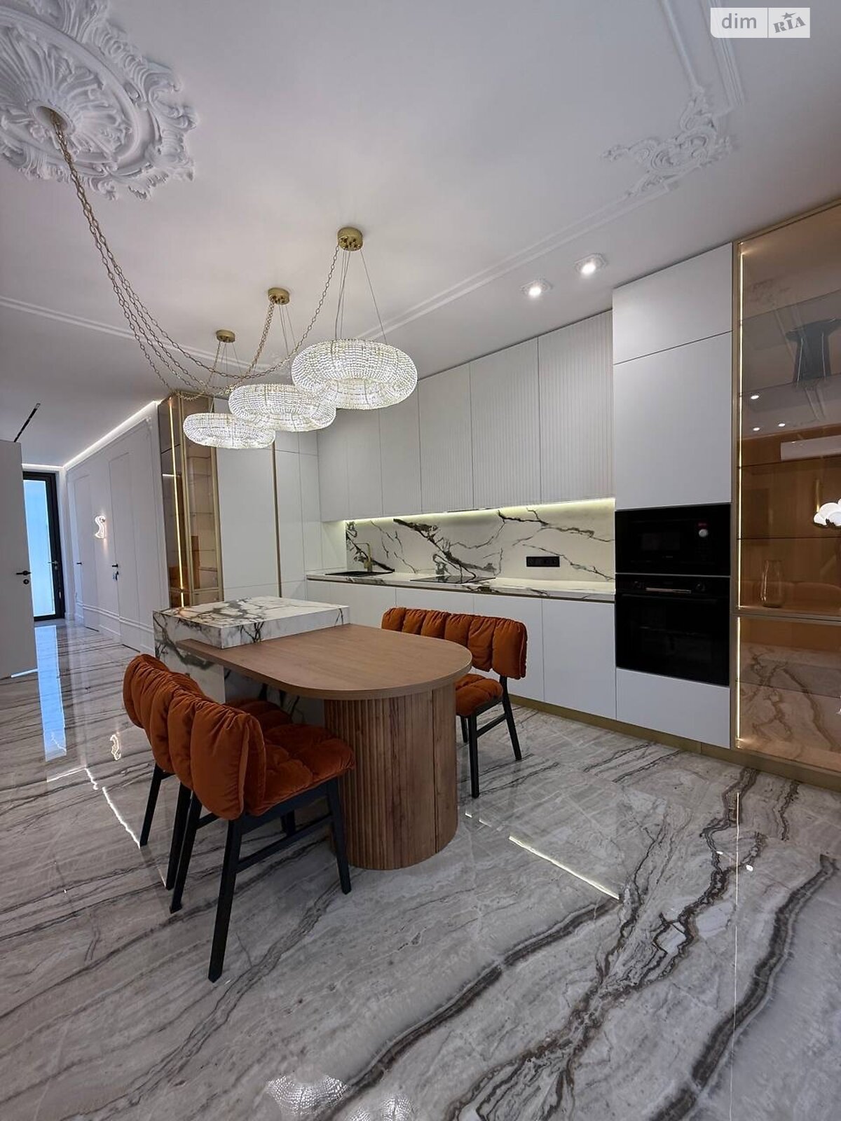 двоповерховий таунхаус, 150 кв. м, цегла. Продаж у Ужгороді фото 1 двоповерховий таунхаус, 150 кв. м, цегла. Продаж у Ужгороді фото 1