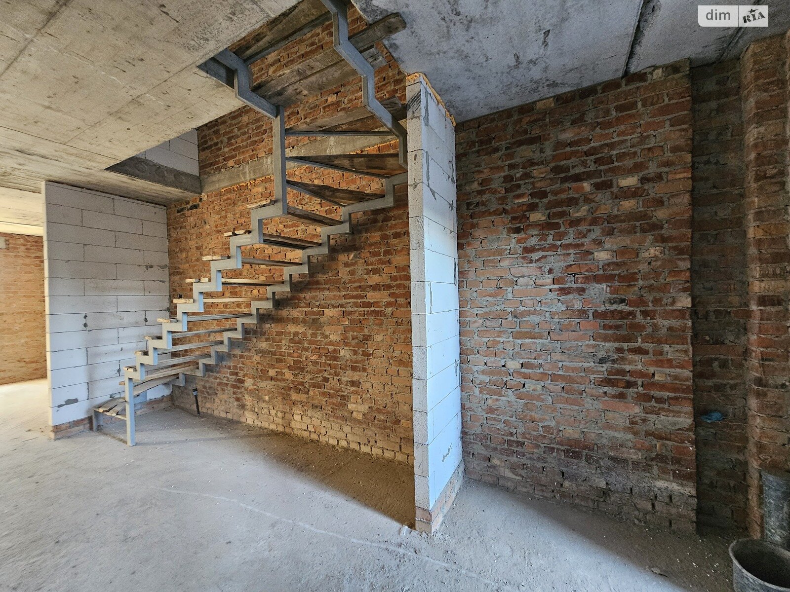 двухэтажный таунхаус, 120 кв. м, кирпич. Продажа в Виннице район Академический фото 1