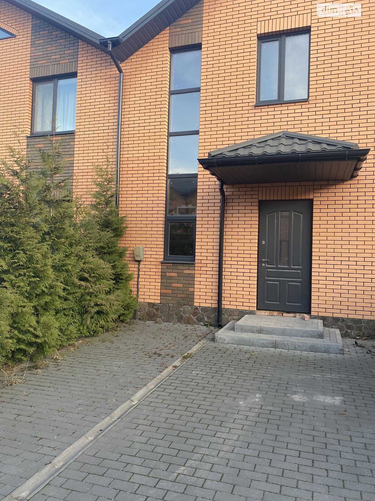 двоповерховий таунхаус, 110 кв. м, цегла. Продаж у Березині фото 1 двоповерховий таунхаус, 110 кв. м, цегла. Продаж у Березині фото 1