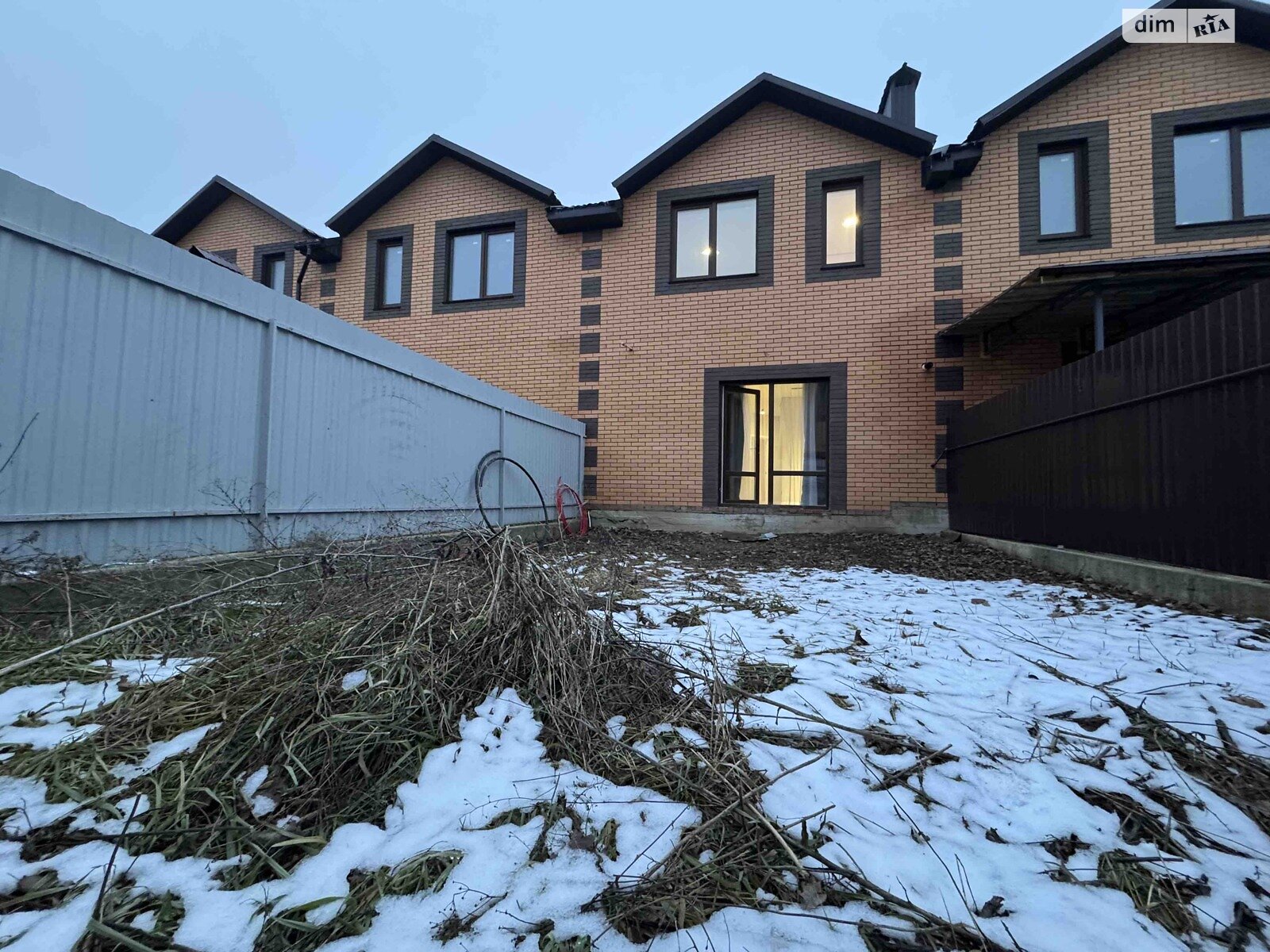 двоповерховий таунхаус, 95 кв. м, цегла. Продаж у Агрономічному фото 1 двоповерховий таунхаус, 95 кв. м, цегла. Продаж у Агрономічному фото 1