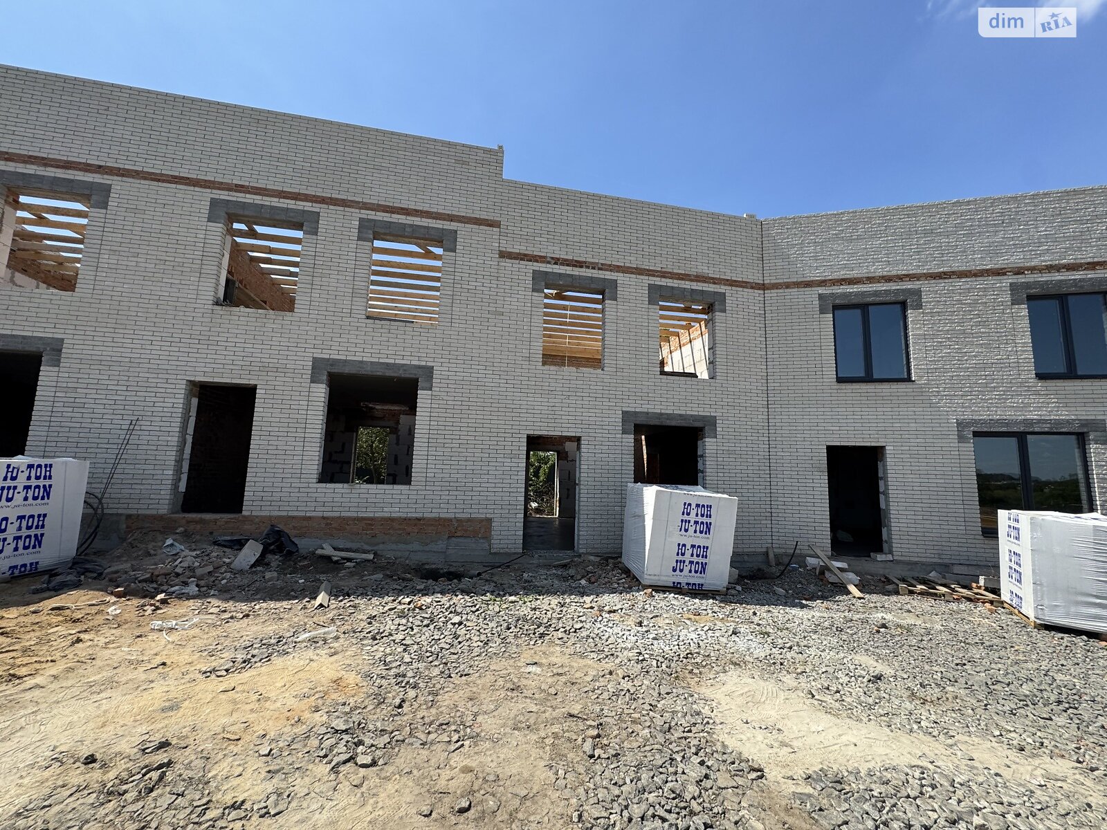 двухэтажный таунхаус, 65 кв. м, кирпич. Продажа в Виннице фото 1 двухэтажный таунхаус, 65 кв. м, кирпич. Продажа в Виннице фото 1