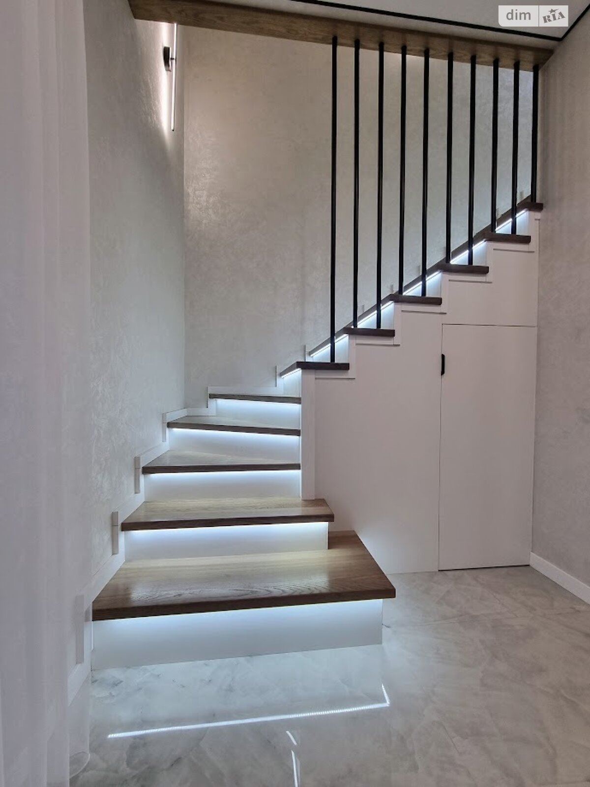 двухэтажный таунхаус, 75 кв. м, кирпич. Продажа в Виннице фото 1 двухэтажный таунхаус, 75 кв. м, кирпич. Продажа в Виннице фото 1