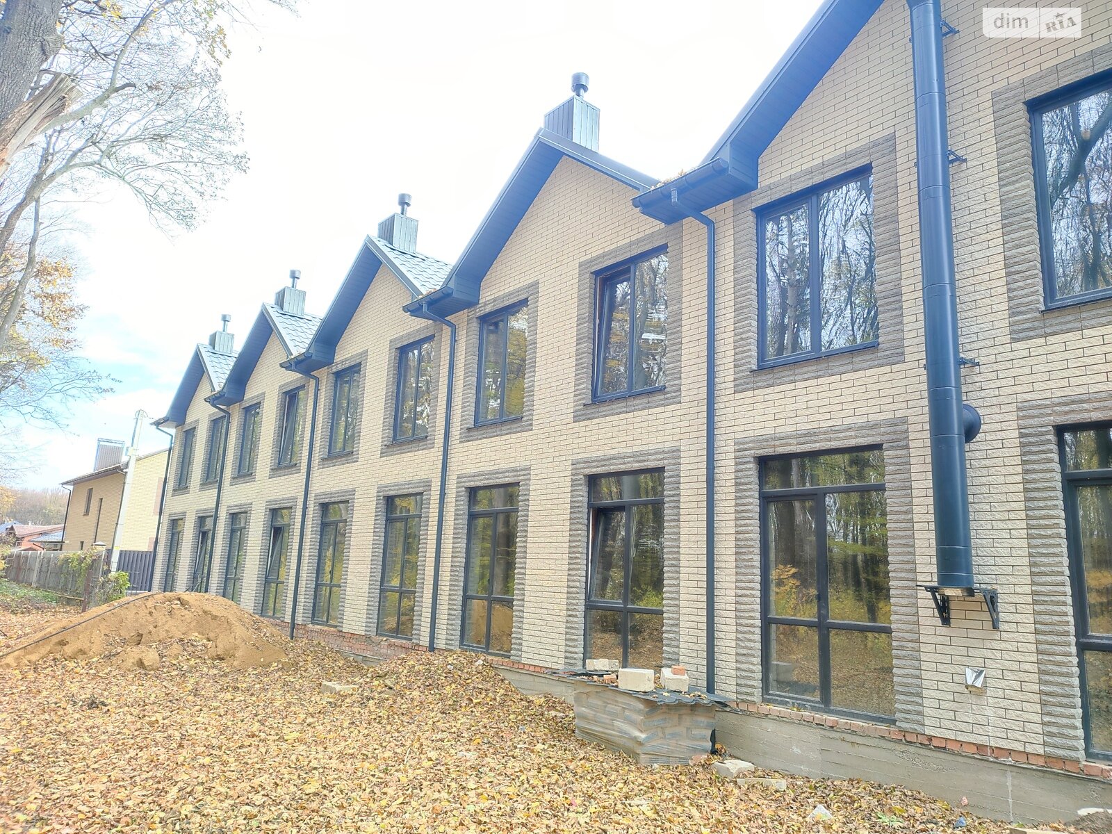 двухэтажный таунхаус, 125 кв. м, кирпич. Продажа в Виннице район Корея фото 1 двухэтажный таунхаус, 125 кв. м, кирпич. Продажа в Виннице район Корея фото 1