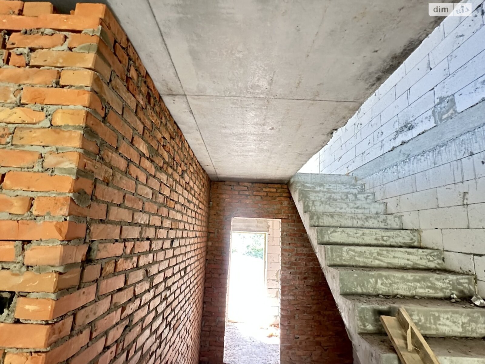 трехэтажный таунхаус, 125 кв. м, газобетон. Продажа в Виннице район Ленинский фото 1 трехэтажный таунхаус, 125 кв. м, газобетон. Продажа в Виннице район Ленинский фото 1