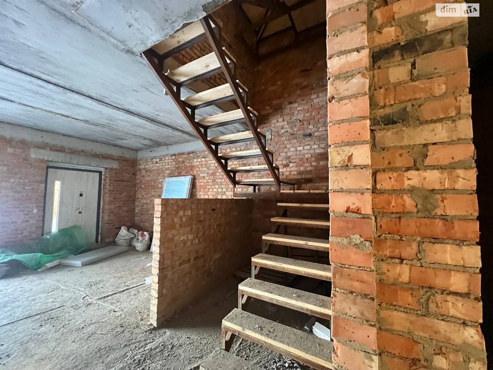 триповерховий таунхаус, 200 кв. м, цегла. Продаж в Вінниці, район Старе місто фото 1 триповерховий таунхаус, 200 кв. м, цегла. Продаж в Вінниці, район Старе місто фото 1