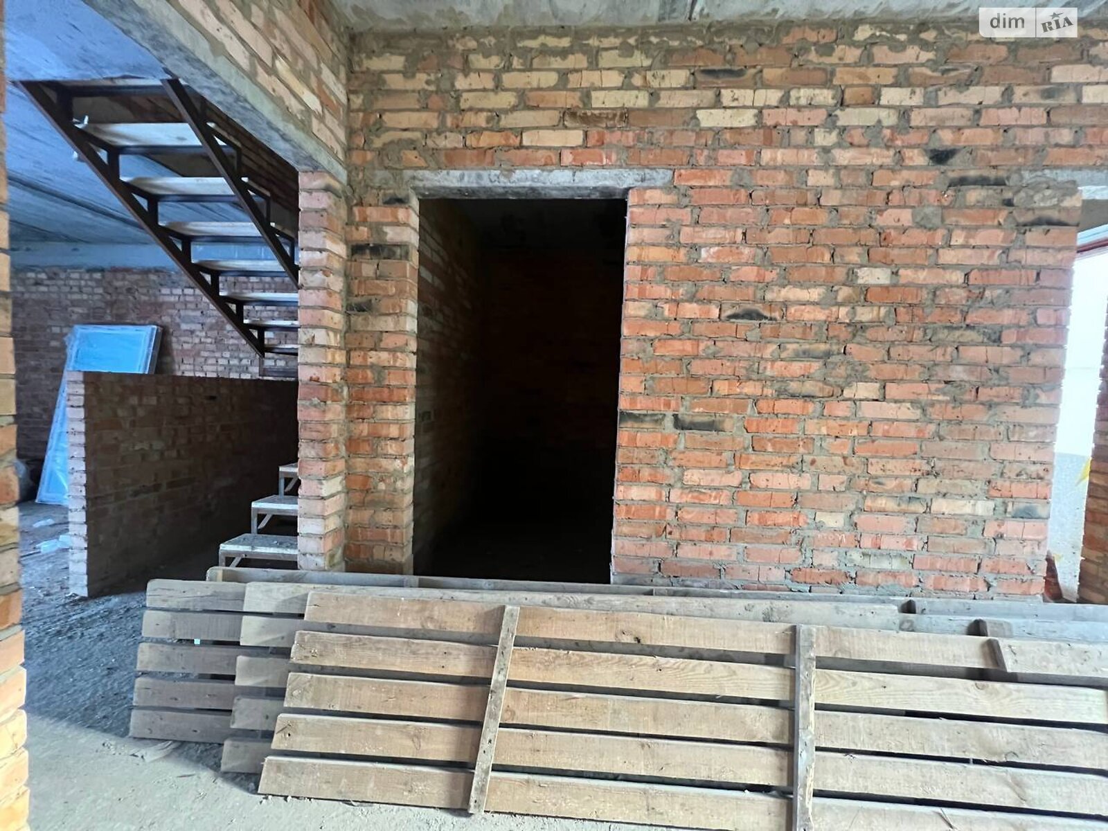 триповерховий таунхаус, 200 кв. м, цегла. Продаж в Вінниці, район Старе місто фото 1 триповерховий таунхаус, 200 кв. м, цегла. Продаж в Вінниці, район Старе місто фото 1
