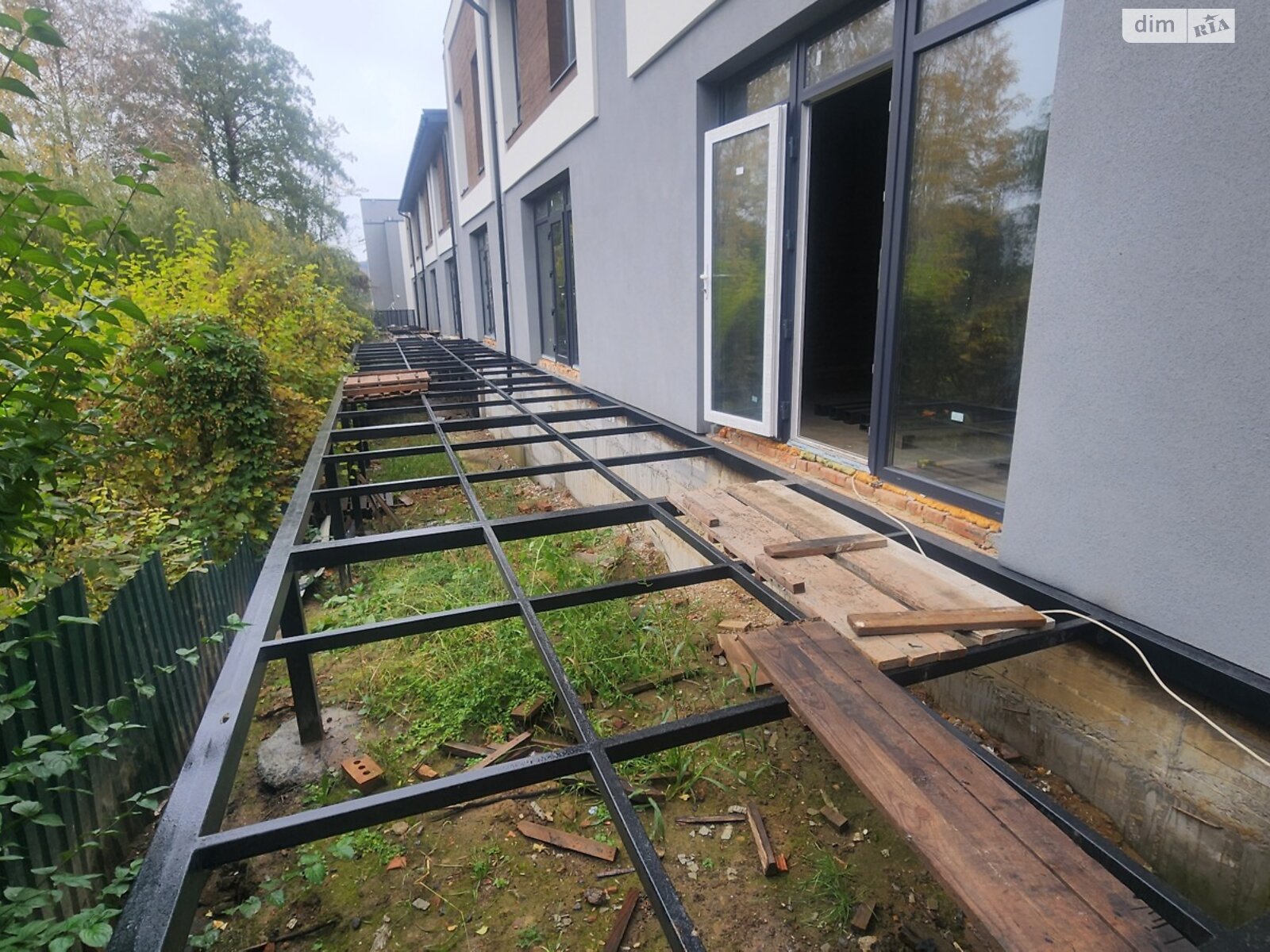 трехэтажный таунхаус, 124.3 кв. м, кирпич. Продажа в Виннице район Пирогово фото 1 трехэтажный таунхаус, 124.3 кв. м, кирпич. Продажа в Виннице район Пирогово фото 1