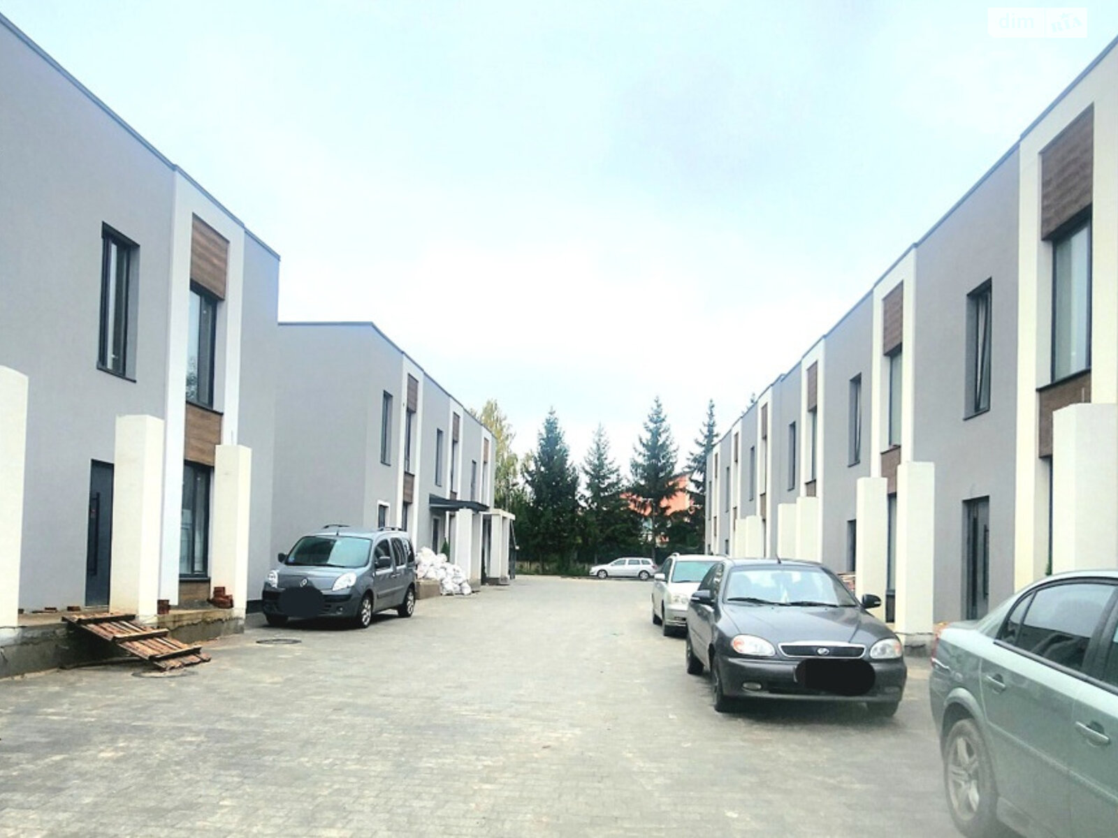 трехэтажный таунхаус, 124.3 кв. м, кирпич. Продажа в Виннице район Пирогово фото 1 трехэтажный таунхаус, 124.3 кв. м, кирпич. Продажа в Виннице район Пирогово фото 1