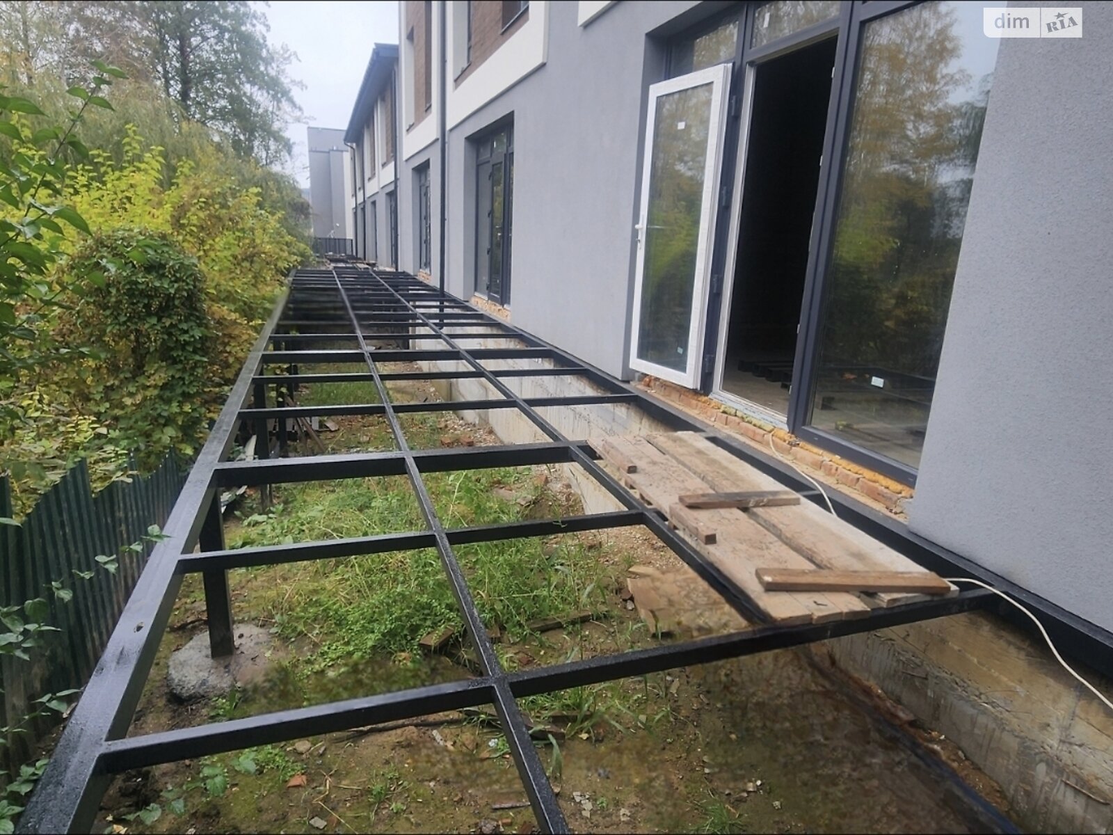 трехэтажный таунхаус, 124.3 кв. м, кирпич. Продажа в Виннице район Пирогово фото 1 трехэтажный таунхаус, 124.3 кв. м, кирпич. Продажа в Виннице район Пирогово фото 1