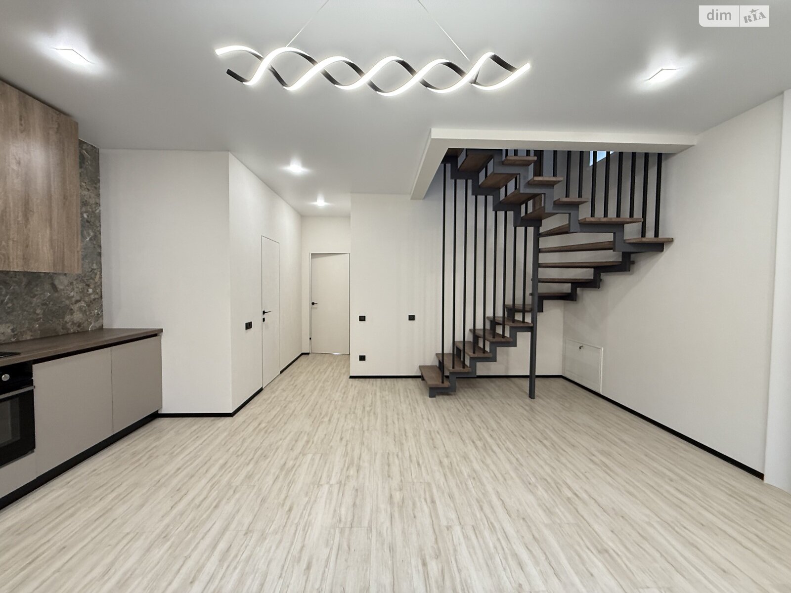 двухэтажный таунхаус, 90 кв. м, кирпич. Продажа в Виннице район Пирогово фото 1