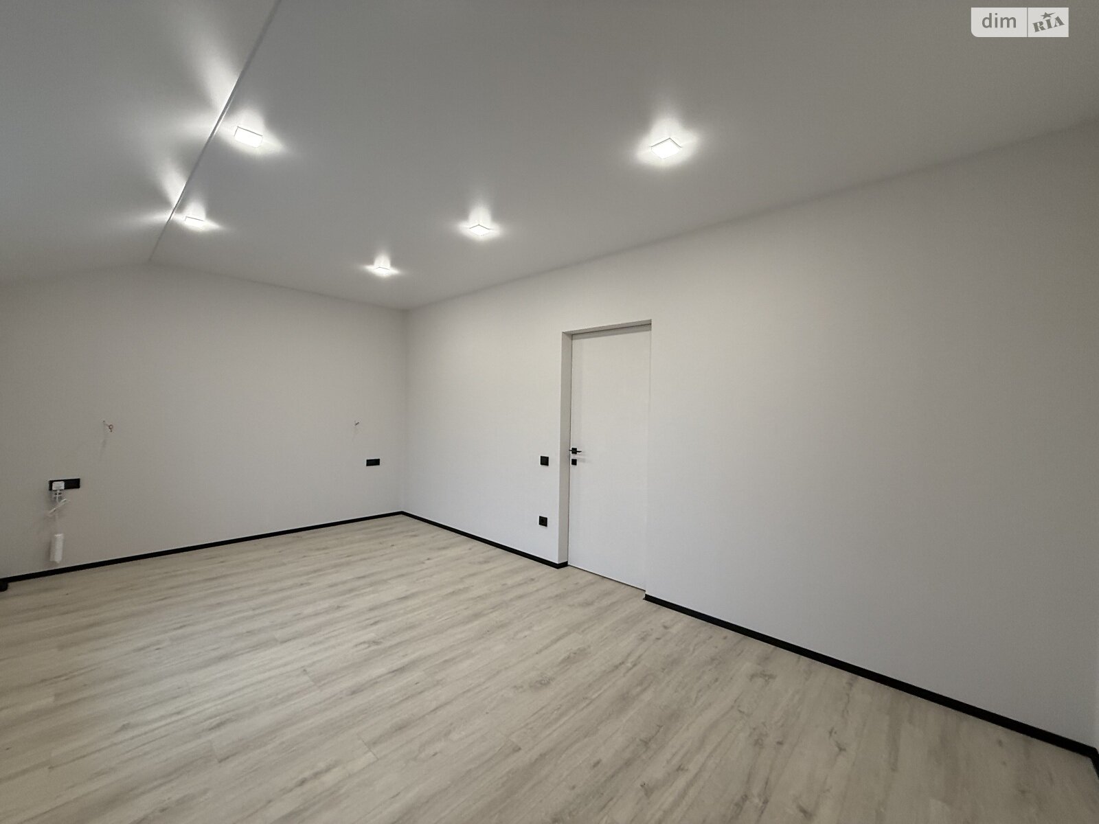 двухэтажный таунхаус, 90 кв. м, кирпич. Продажа в Виннице район Пирогово фото 1