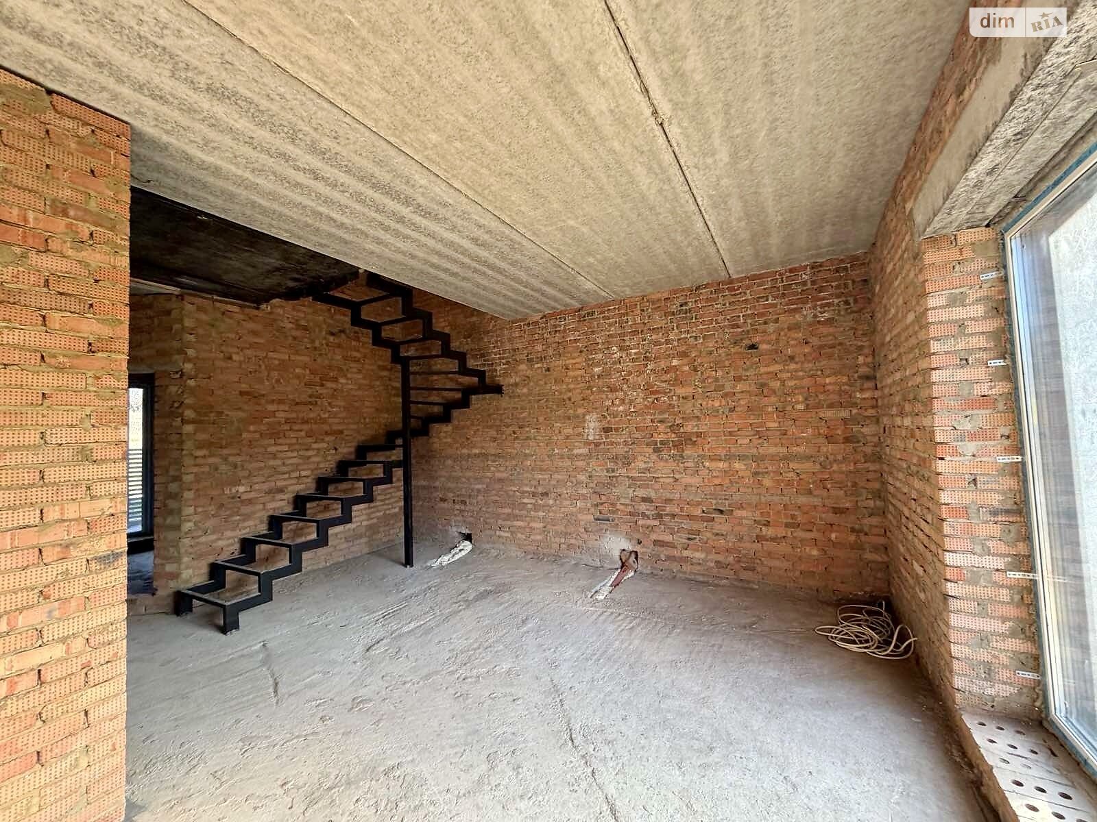 двухэтажный таунхаус, 92.9 кв. м, кирпич. Продажа в Виннице район Пятничаны фото 1 двухэтажный таунхаус, 92.9 кв. м, кирпич. Продажа в Виннице район Пятничаны фото 1