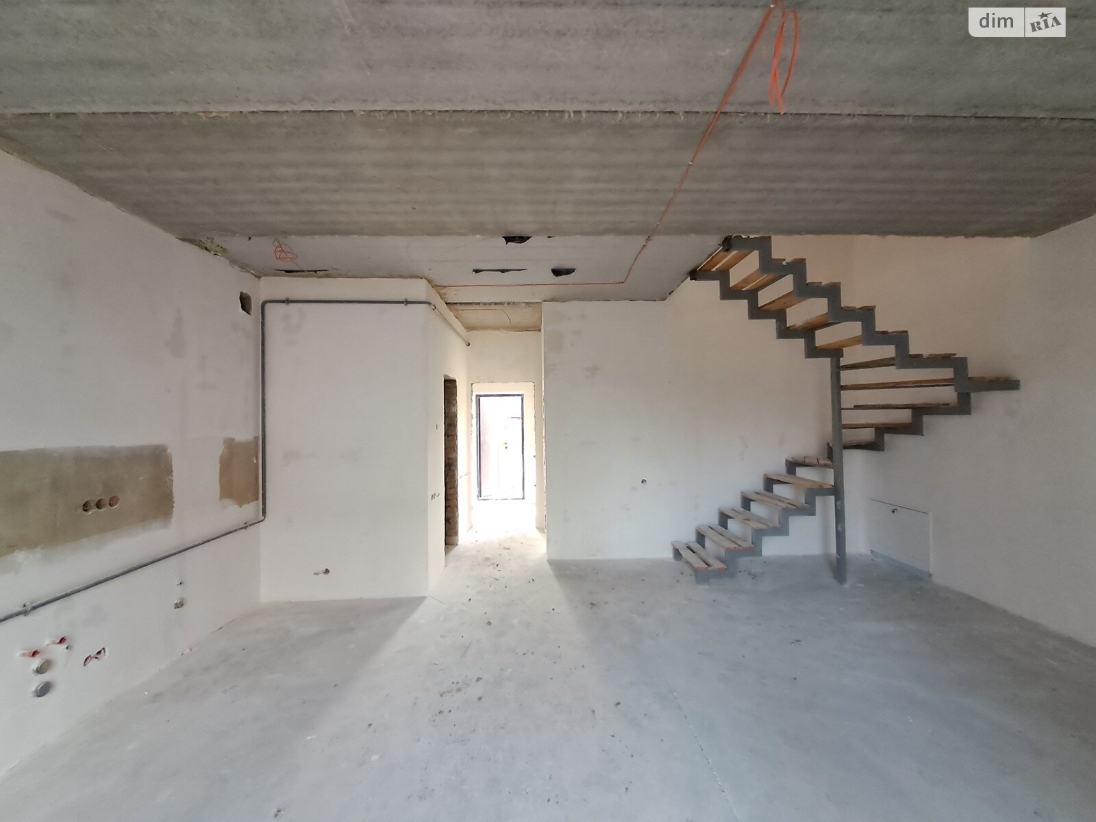 двухэтажный таунхаус, 105 кв. м, кирпич. Продажа в Виннице район Старый город фото 1 двухэтажный таунхаус, 105 кв. м, кирпич. Продажа в Виннице район Старый город фото 1